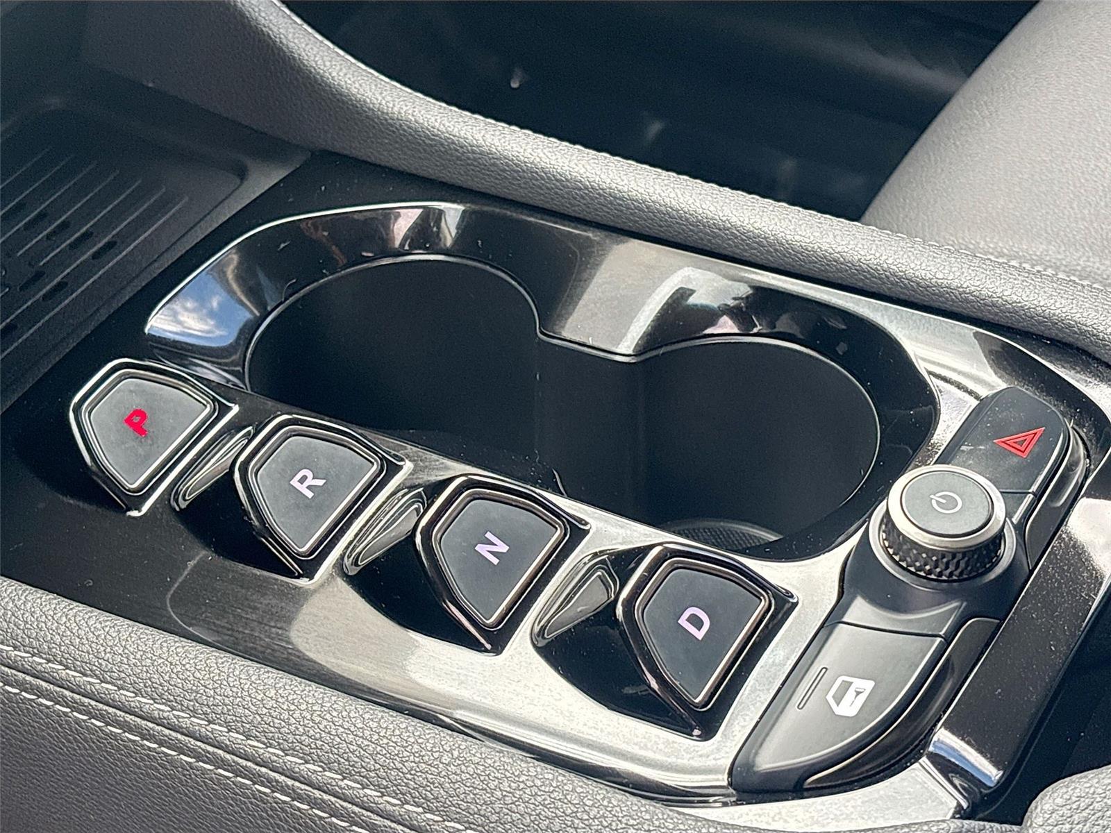 2023 VinFast VF 8 Eco