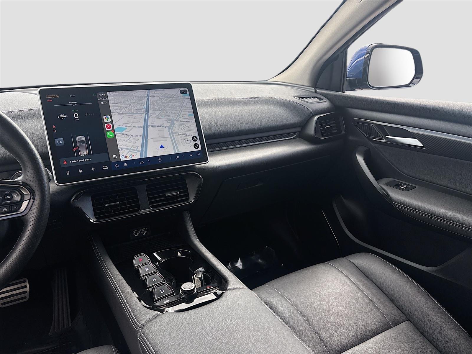 2023 VinFast VF 8 Eco