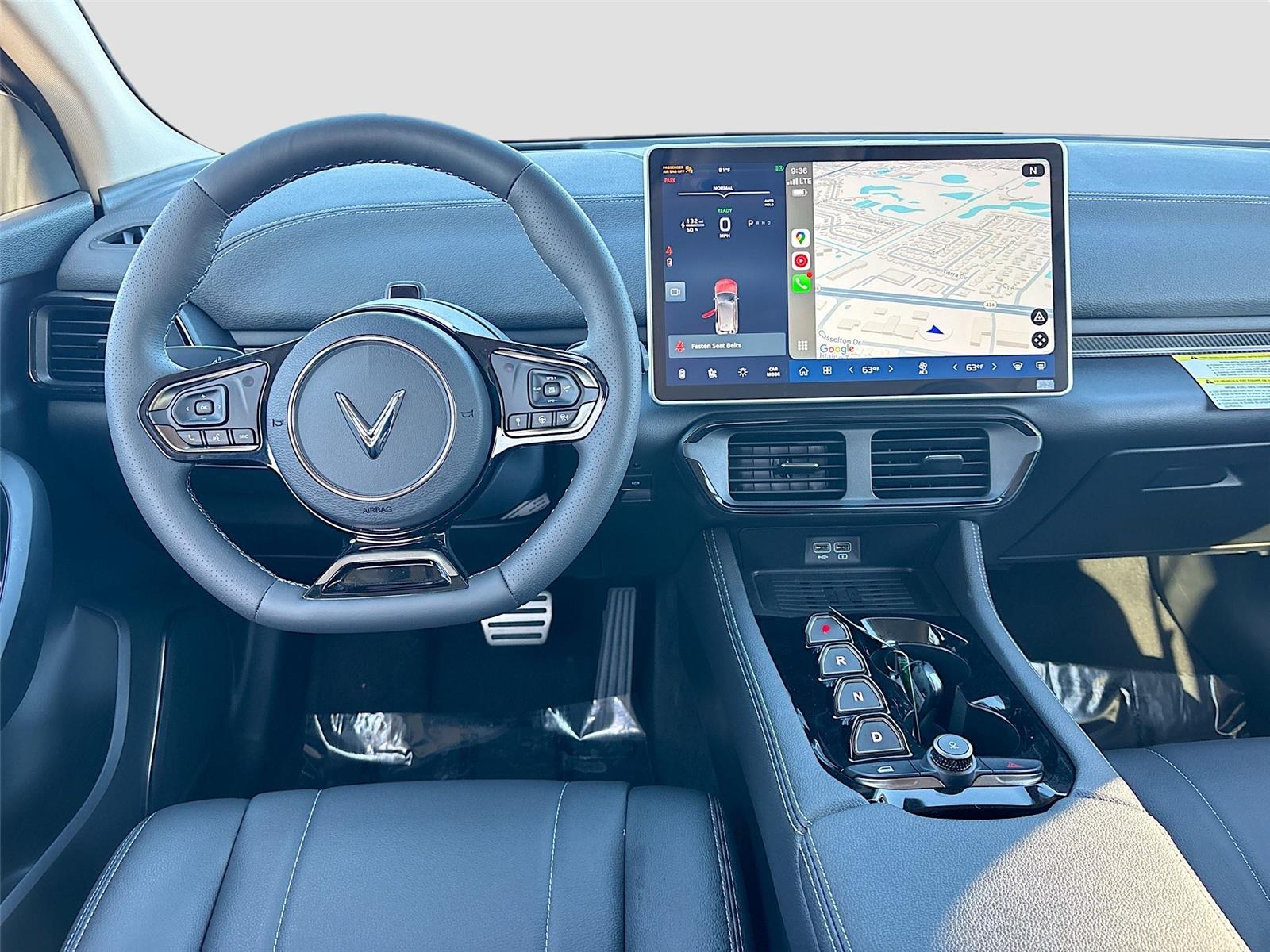 2025 VinFast VF 8 Eco