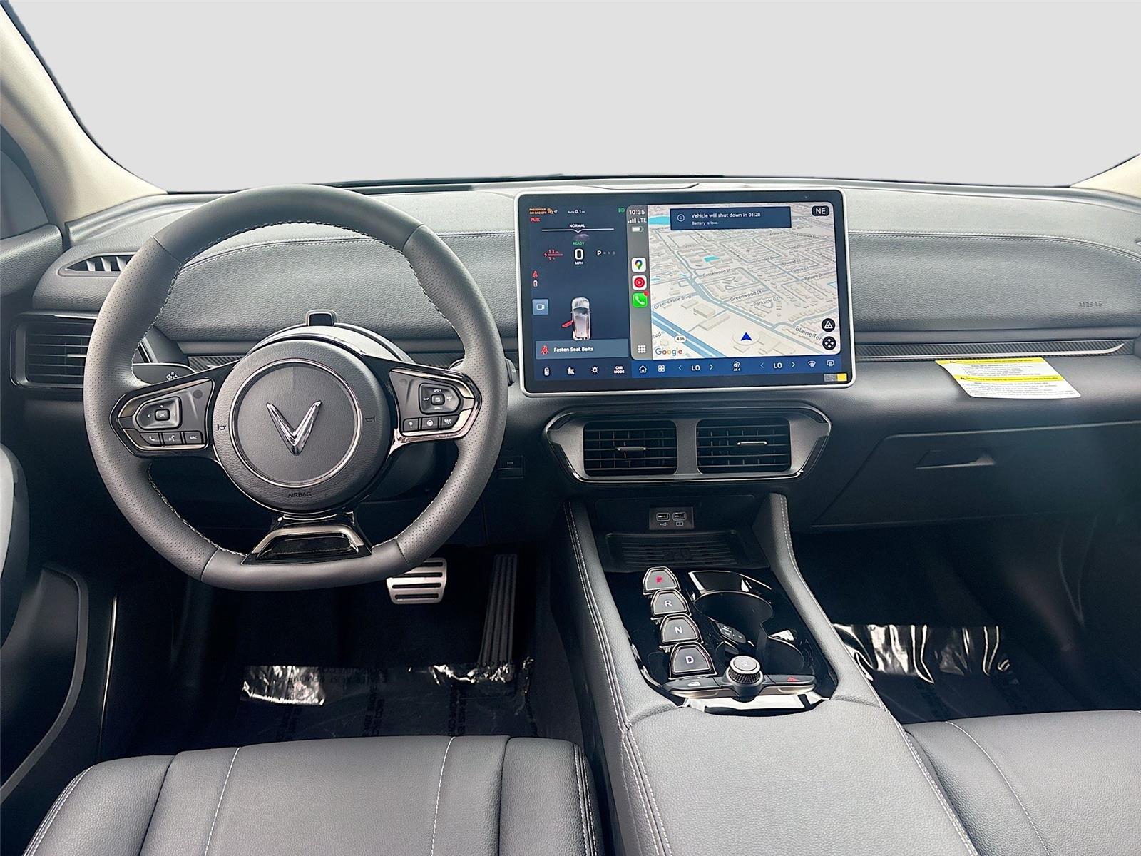 2025 VinFast VF 8 Eco