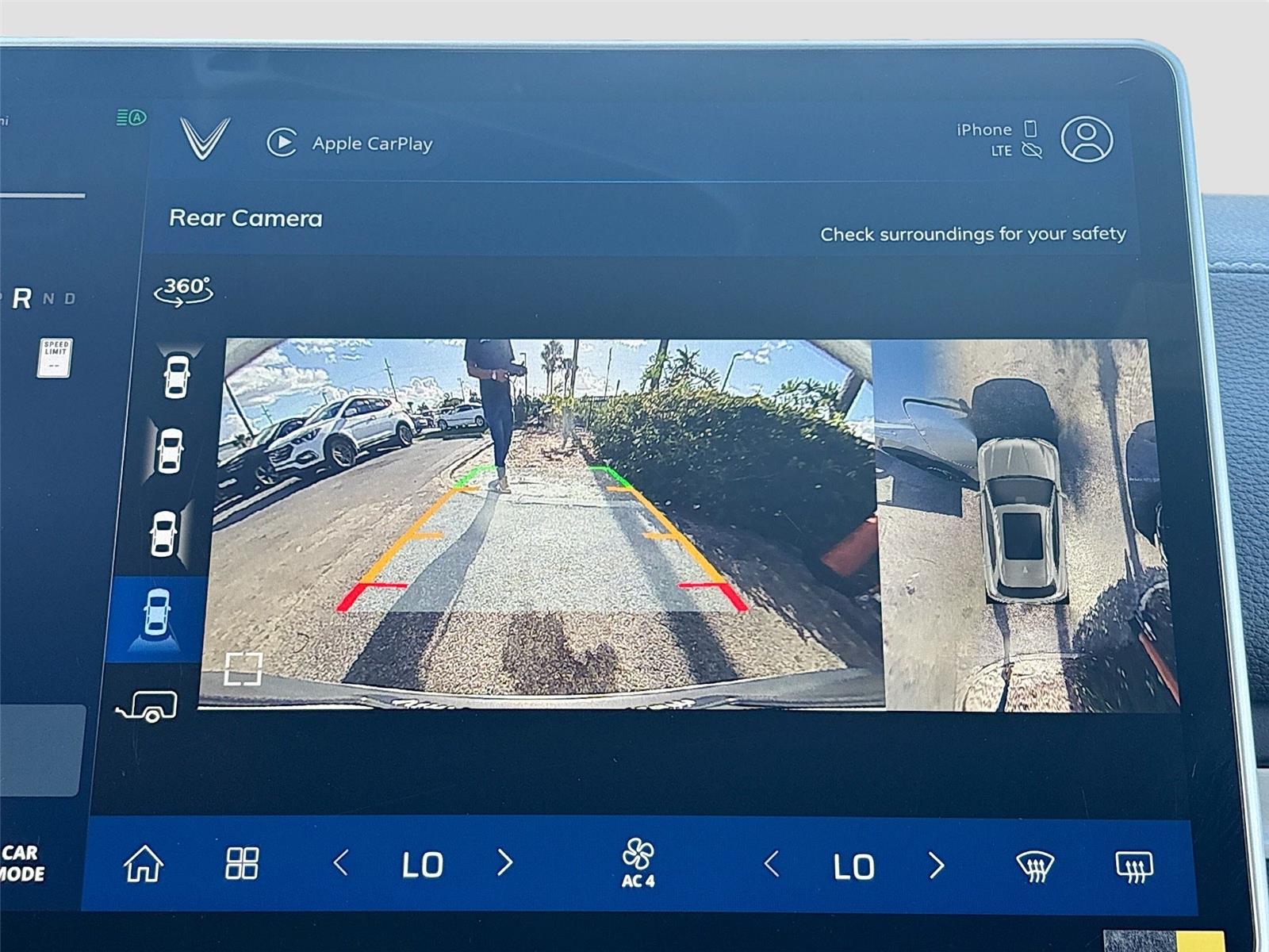 2025 VinFast VF 8 Plus