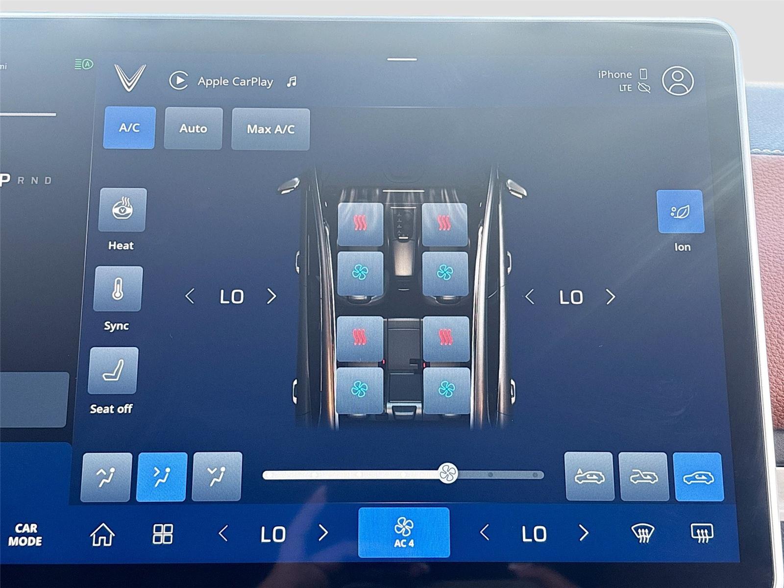 2025 VinFast VF 8 Plus