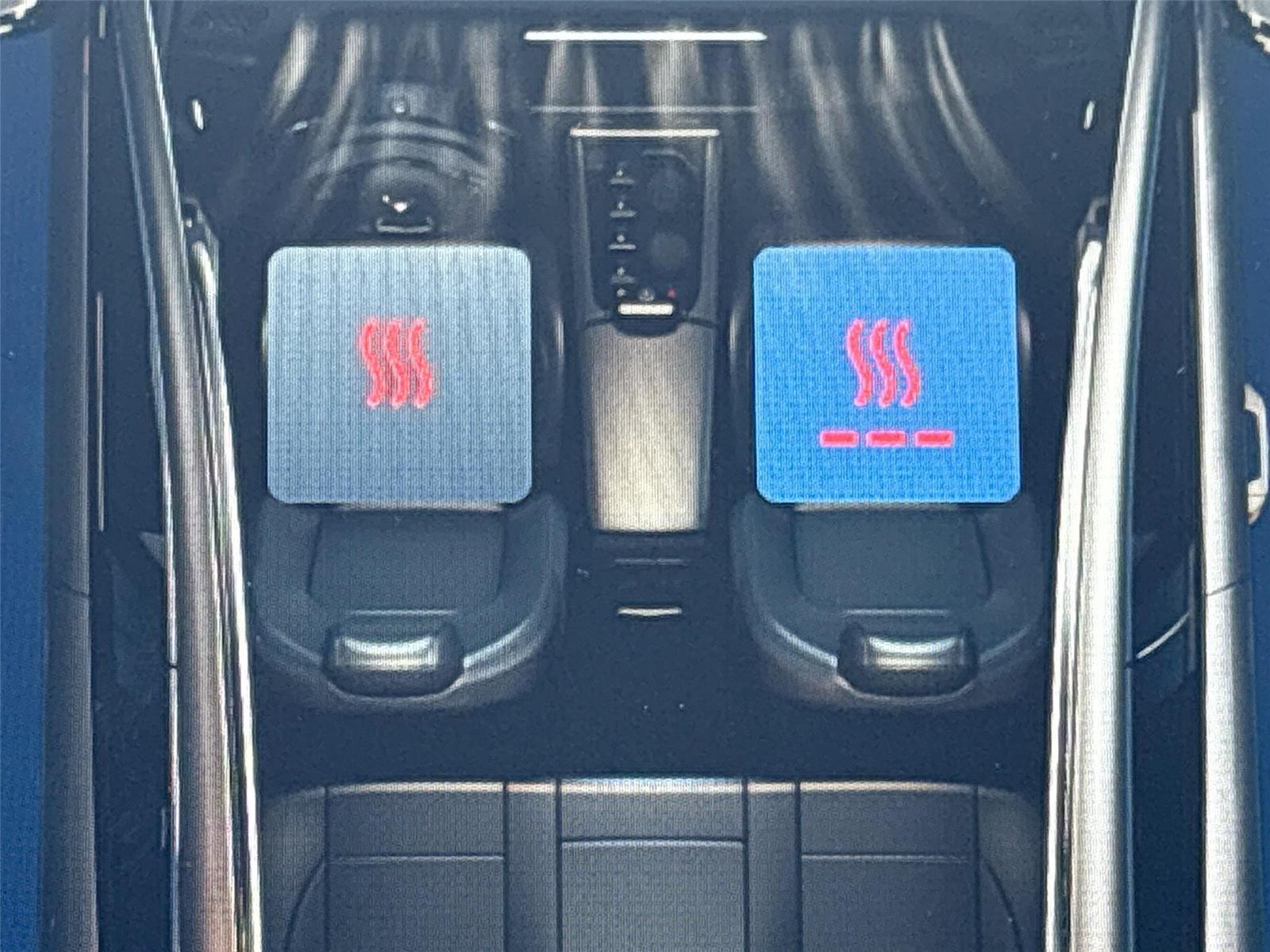 2025 VinFast VF 8 Eco