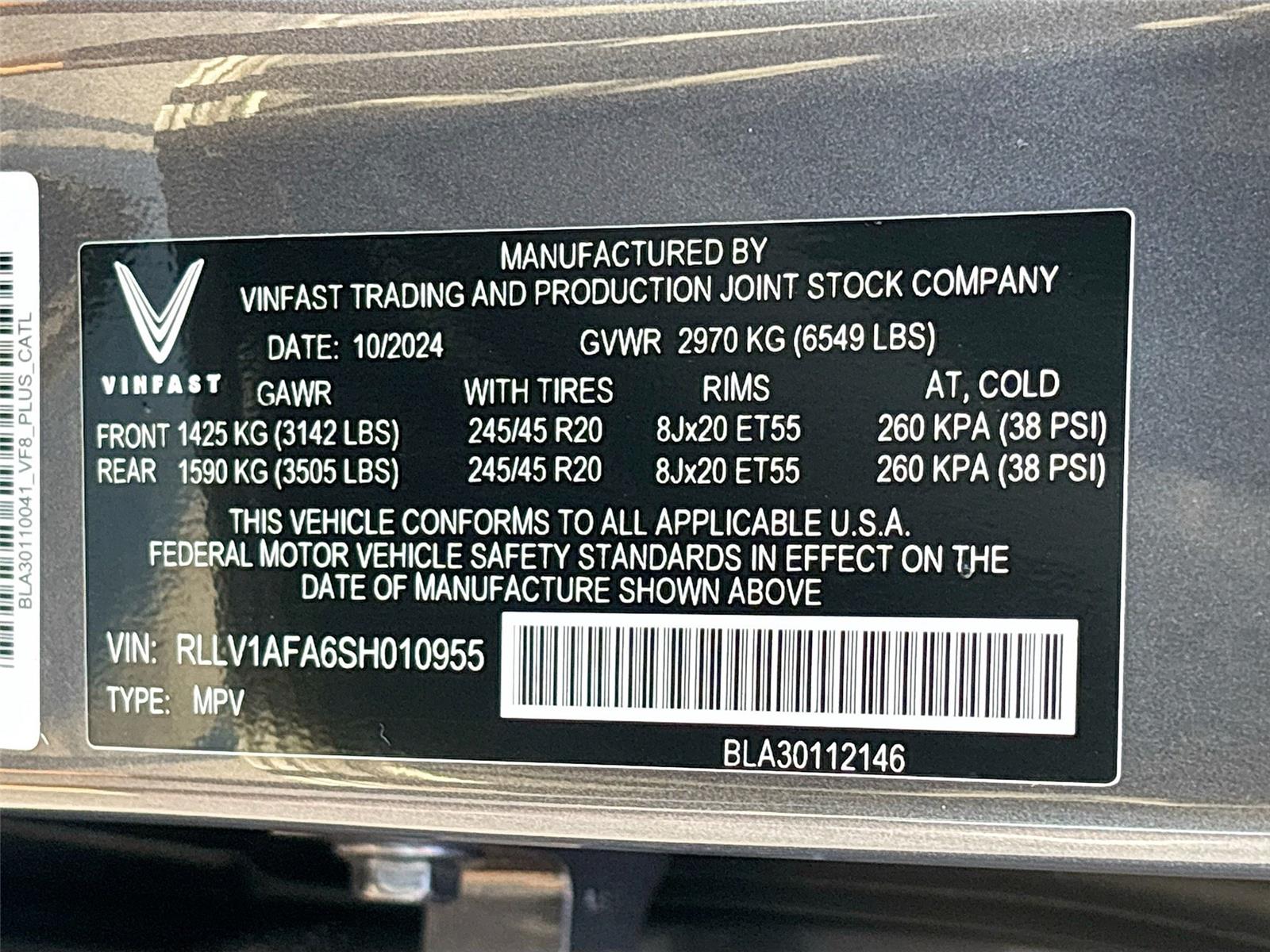 2025 VinFast VF 8 Plus