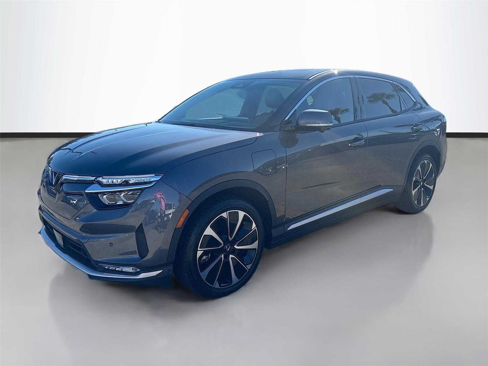 2025 Vinfast VF 8 8 photo 3