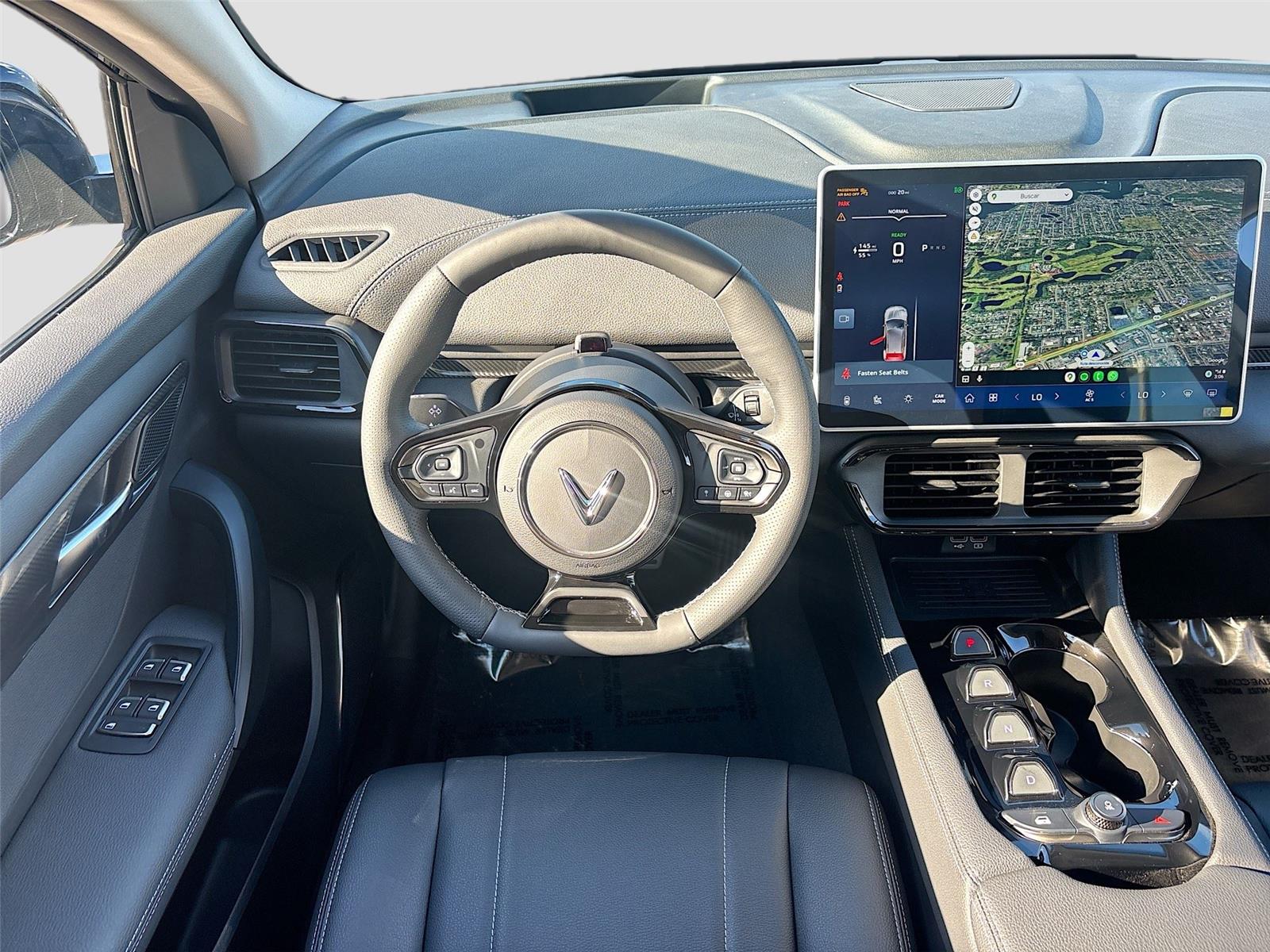 2025 VinFast VF 8 Eco