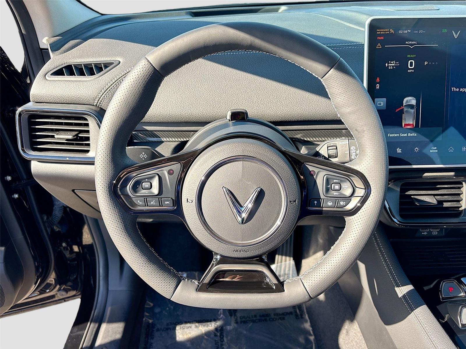 2025 VinFast VF 8 Eco