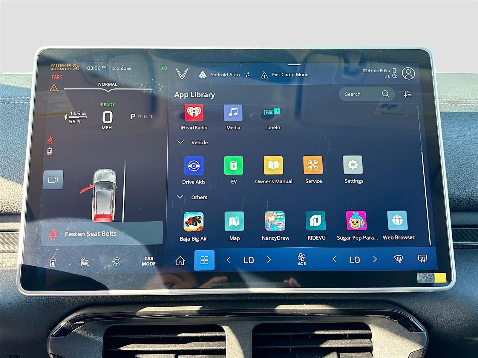 2025 VinFast VF 8 Eco