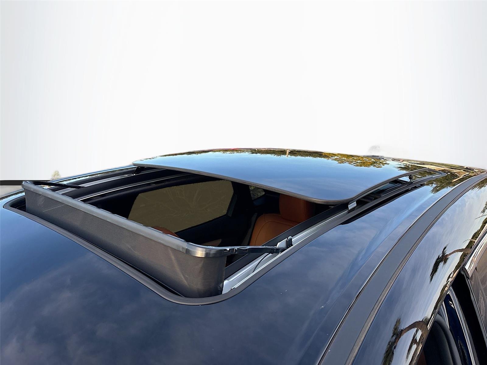 2025 VinFast VF 8 Plus