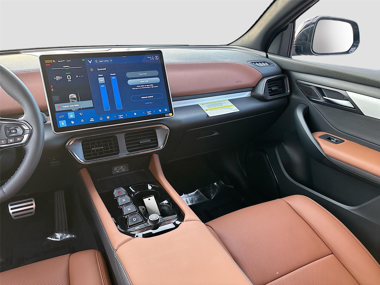 2025 VinFast VF 8 Plus