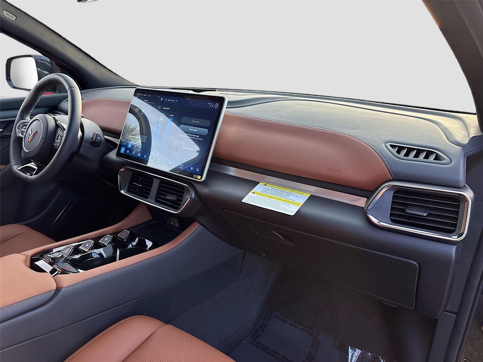 2025 VinFast VF 8 Plus