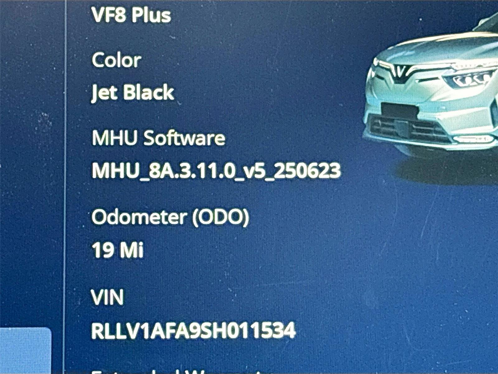 2025 VinFast VF 8 Plus