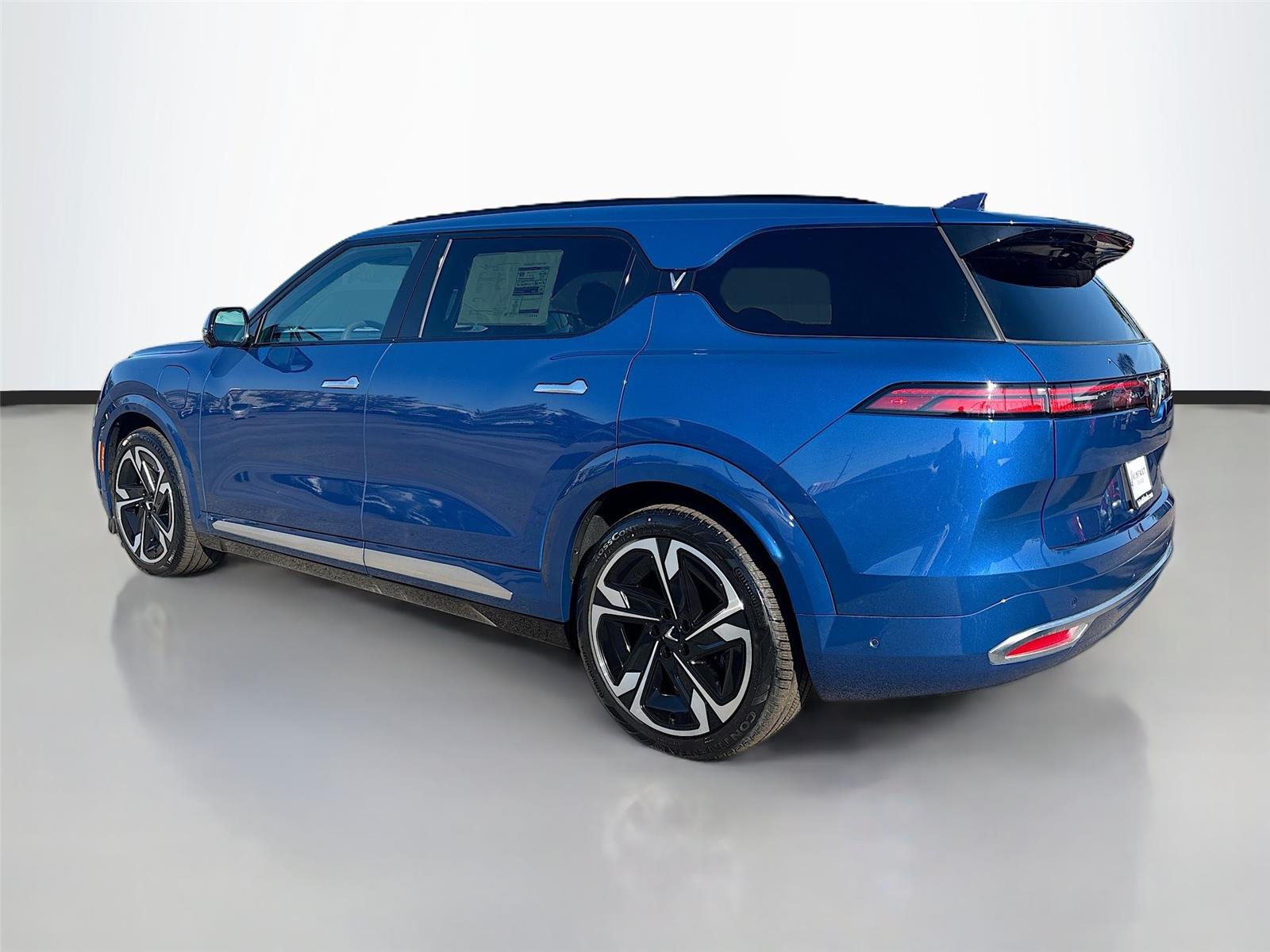 2024 VinFast VF 9 Plus