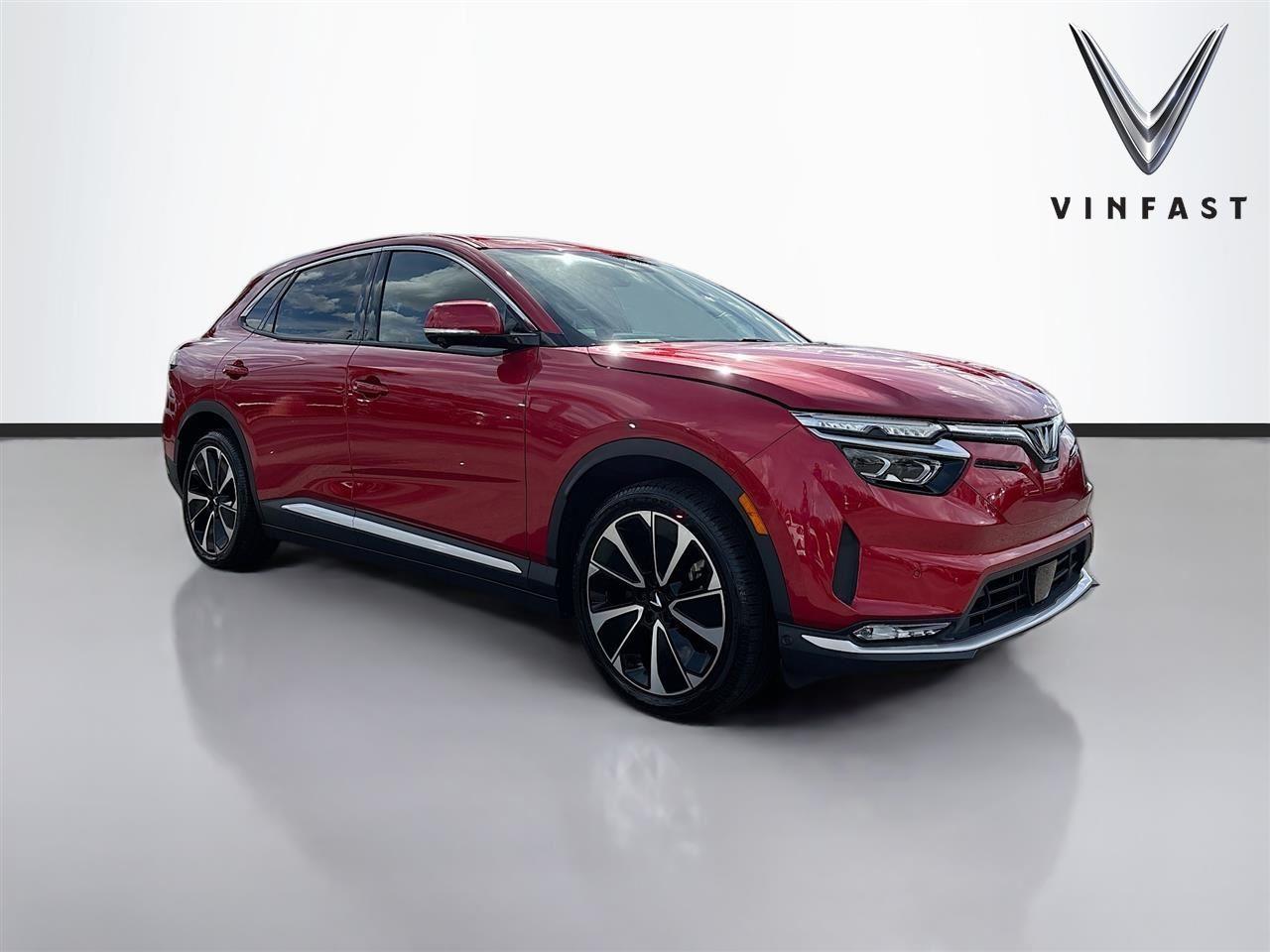 2025 VinFast VF 8 Plus