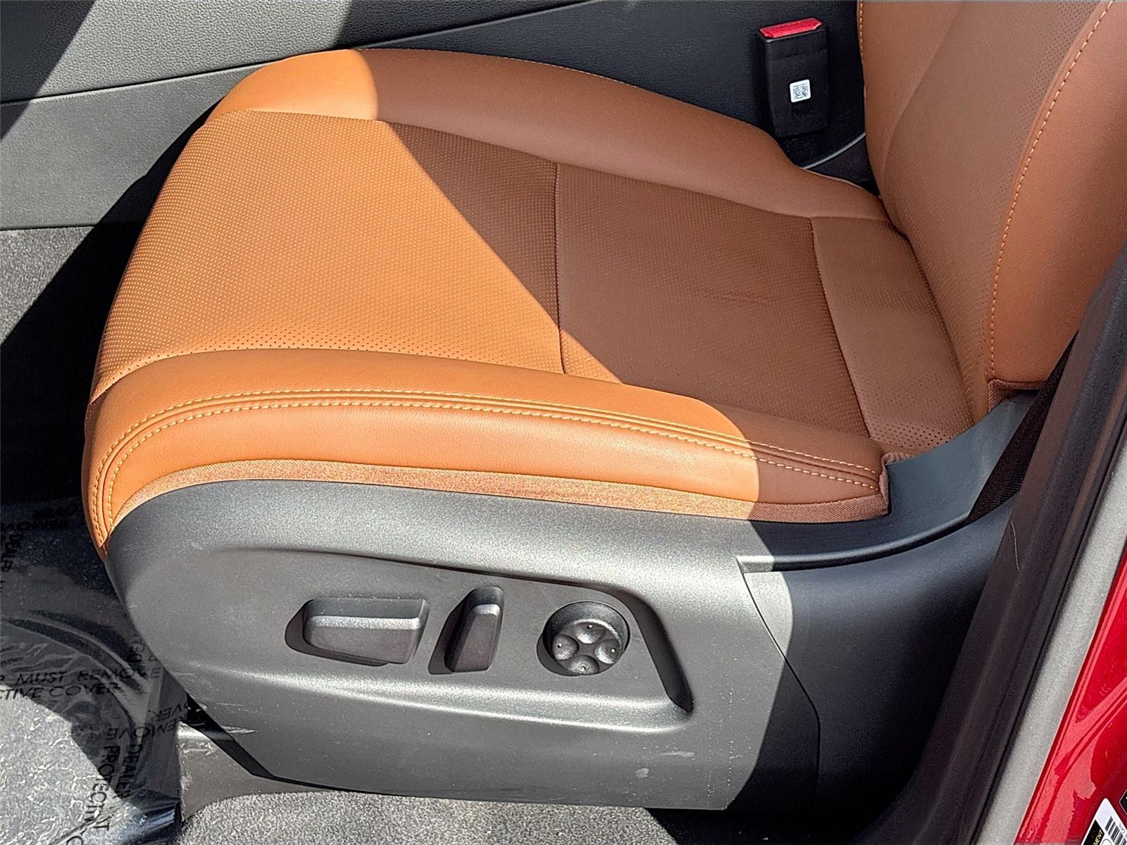 2025 VinFast VF 8 Plus