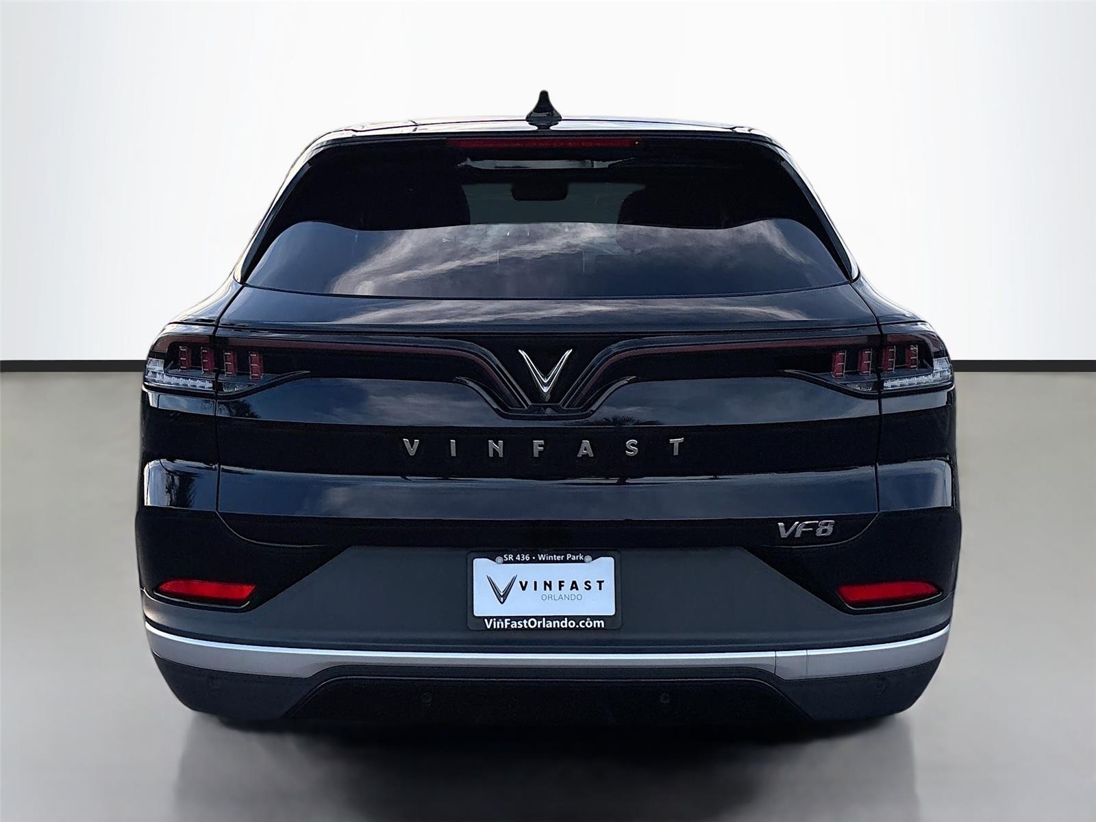 2025 VinFast VF 8 Plus