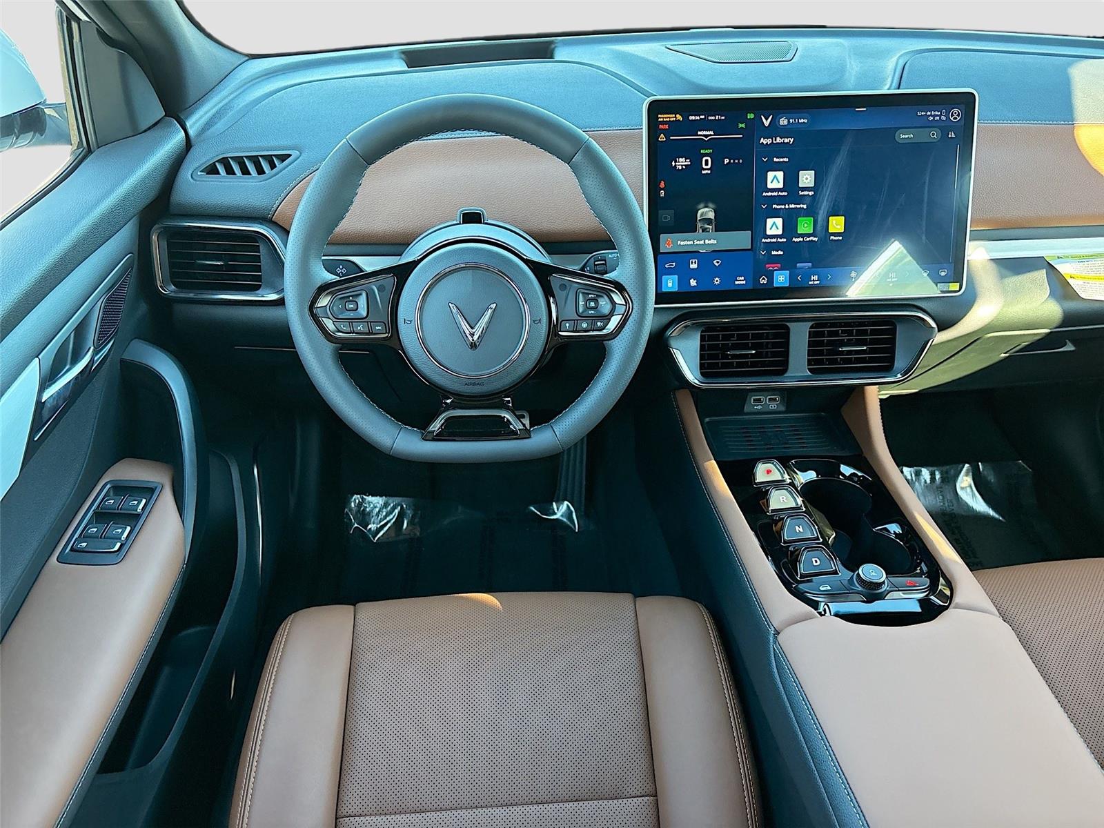 2025 VinFast VF 8 Plus