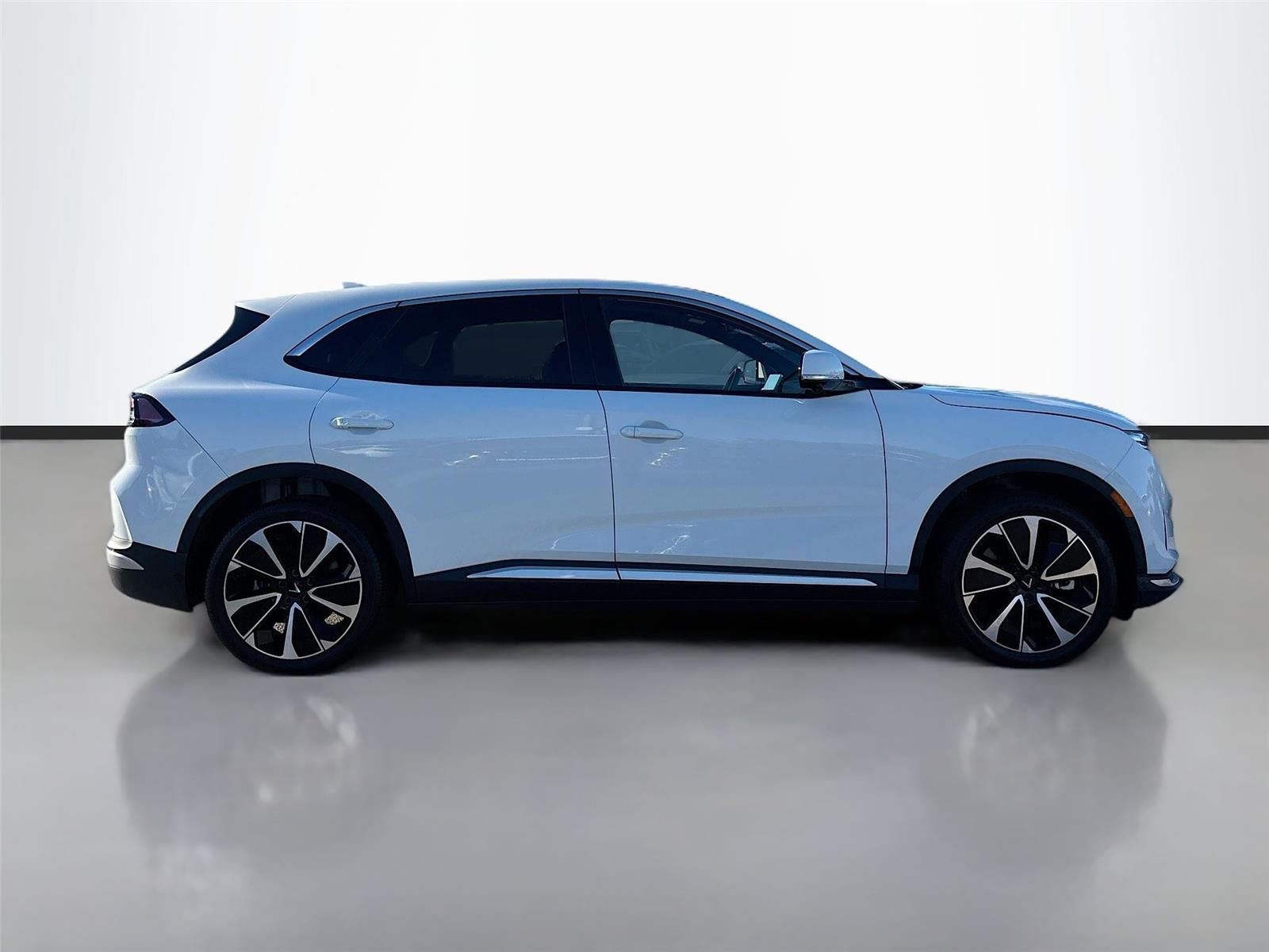 2025 VinFast VF 8 Plus