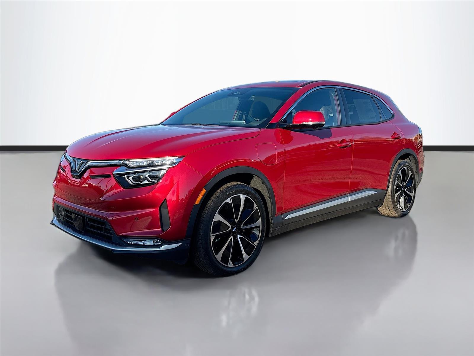 2025 VinFast VF 8 Plus