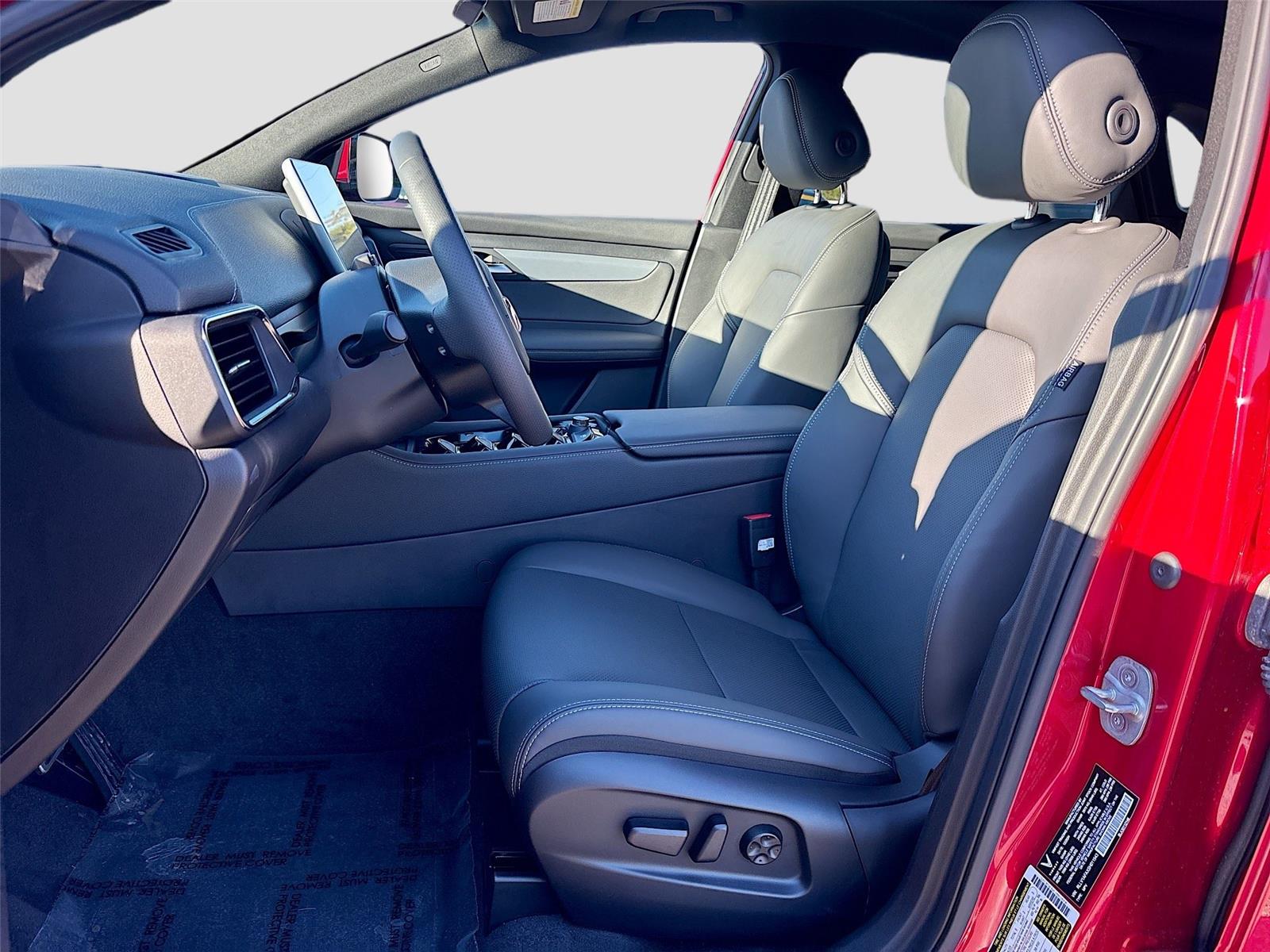 2025 VinFast VF 8 Plus