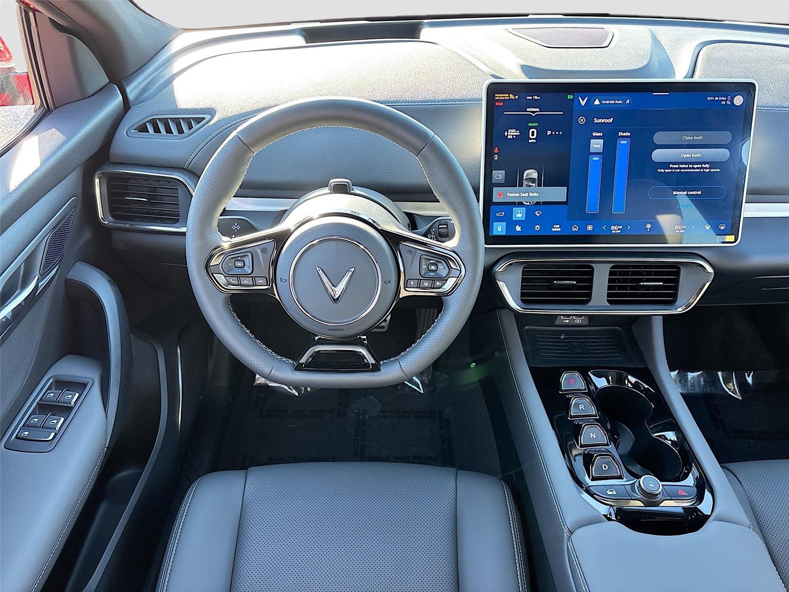 2025 VinFast VF 8 Plus