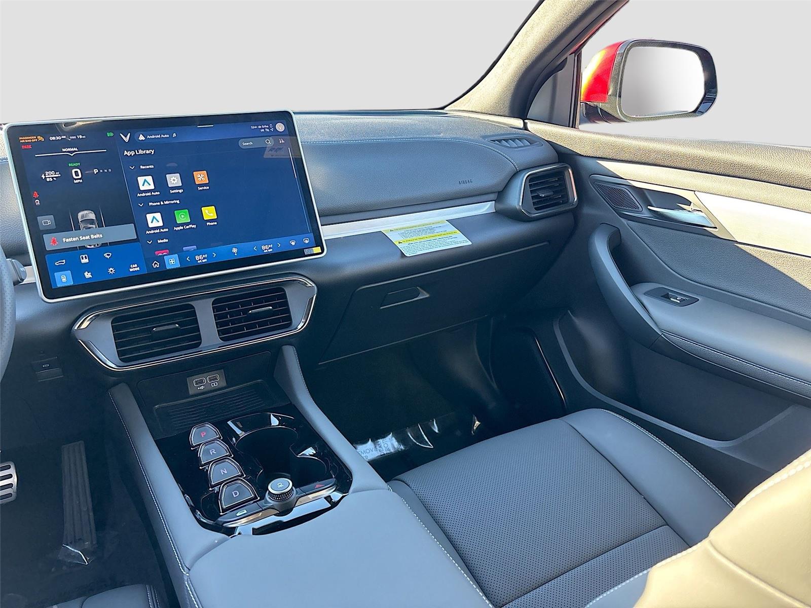 2025 VinFast VF 8 Plus