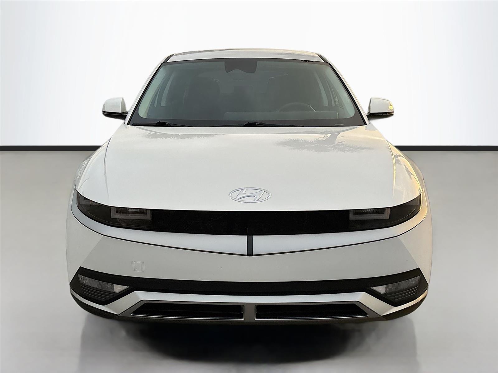 2023 Hyundai Ioniq 5 SE Standard Range photo 2