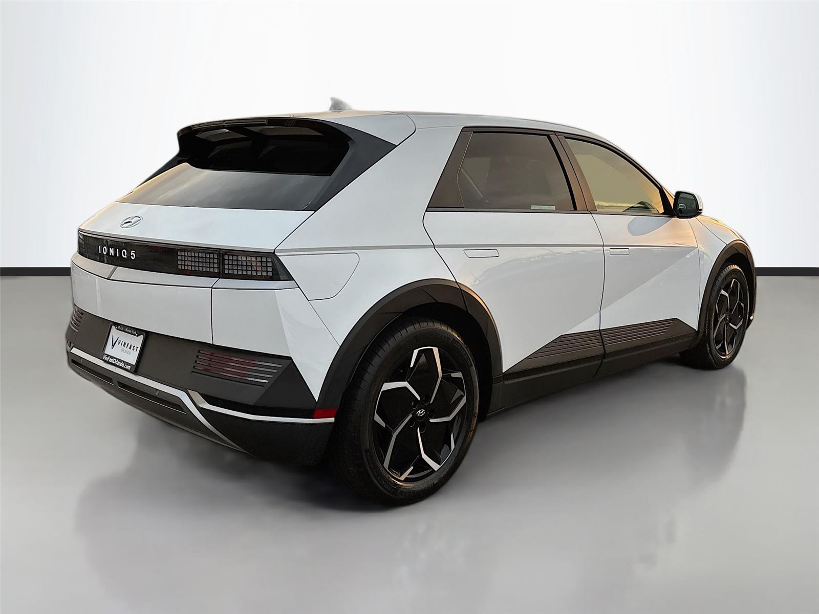 2023 Hyundai IONIQ 5 SE Standard Range