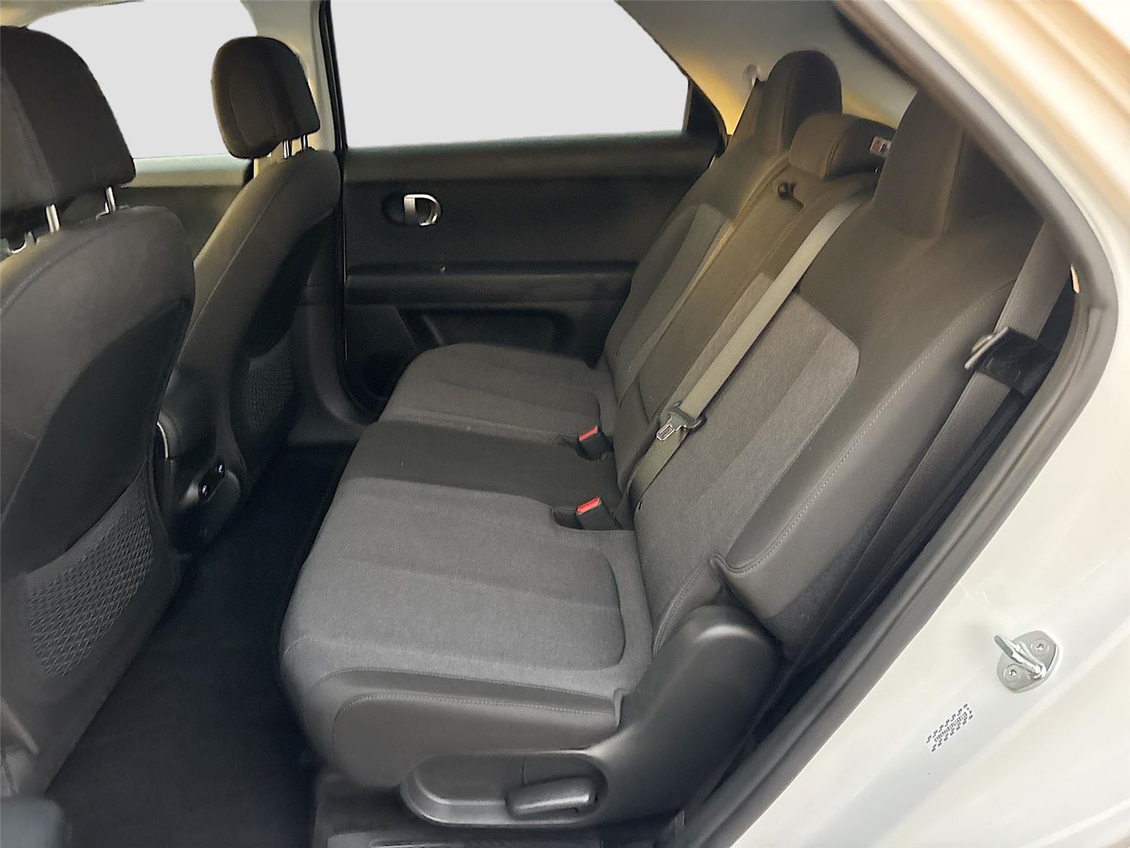 2023 Hyundai IONIQ 5 SE Standard Range