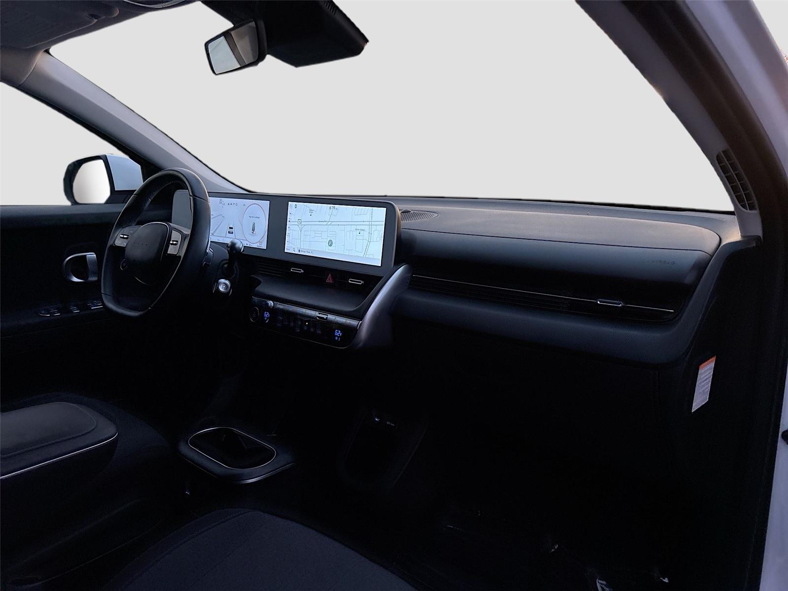 2023 Hyundai IONIQ 5 SE Standard Range