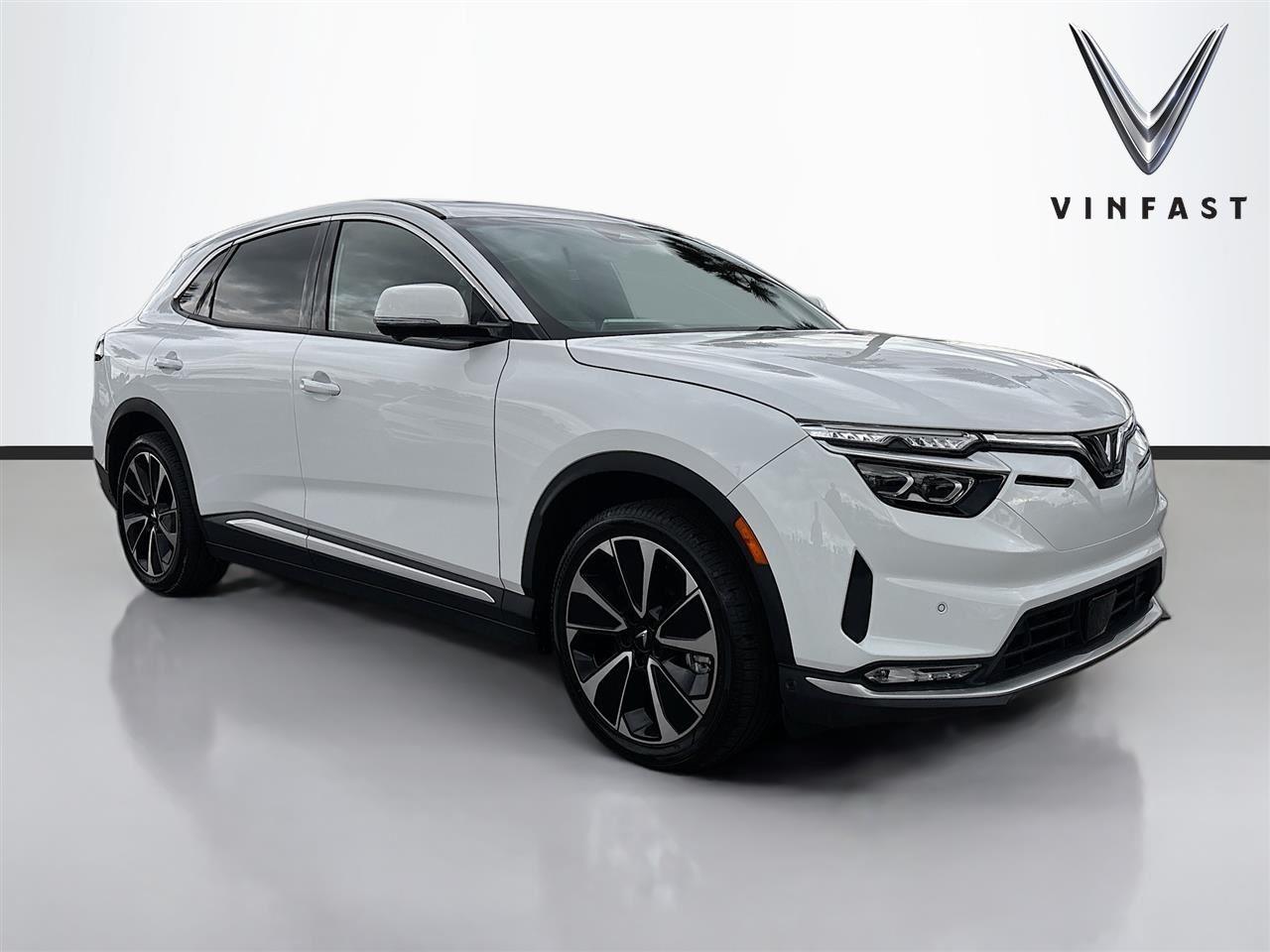 2025 VinFast VF 8 Plus