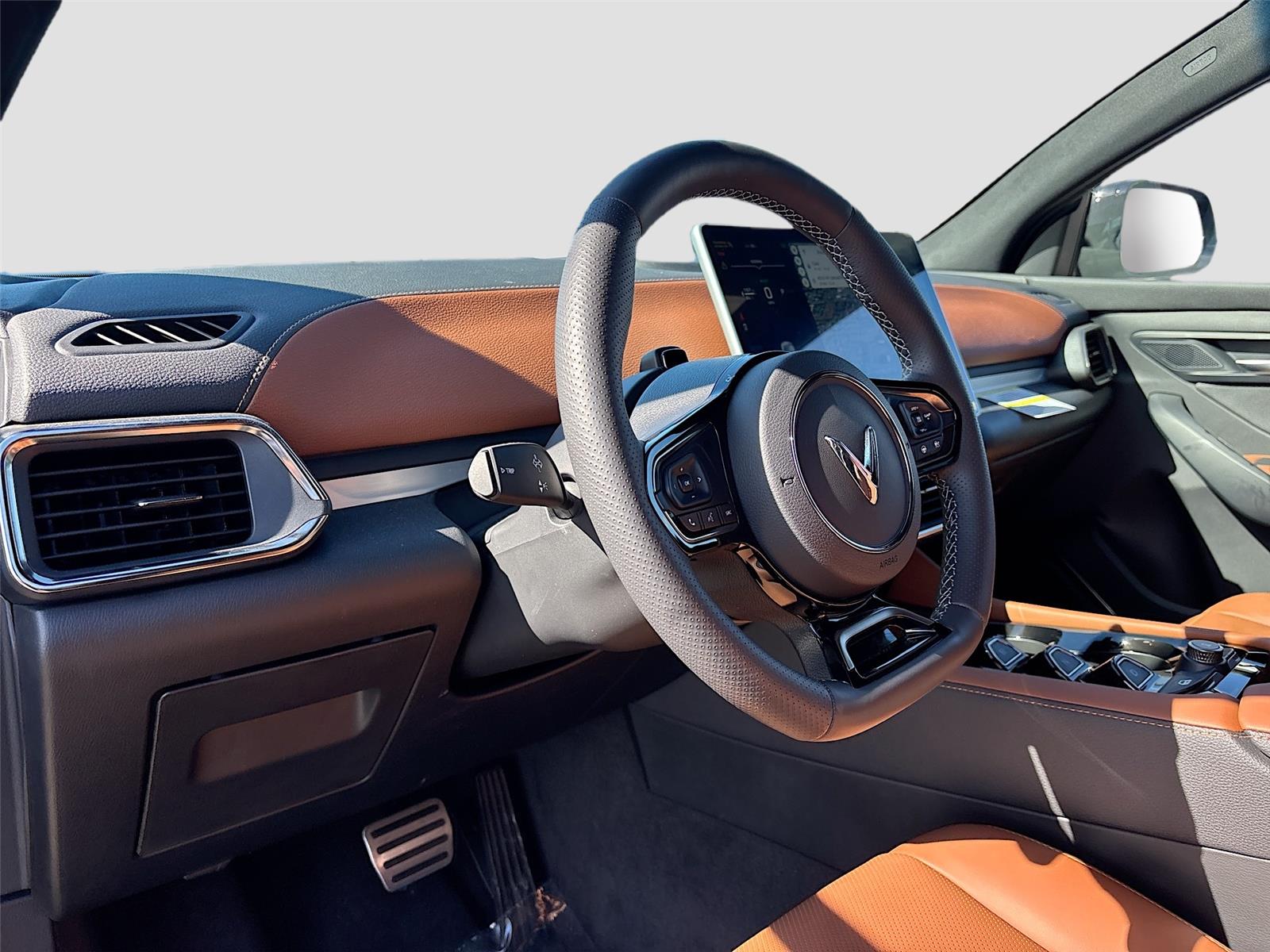 2025 VinFast VF 8 Plus