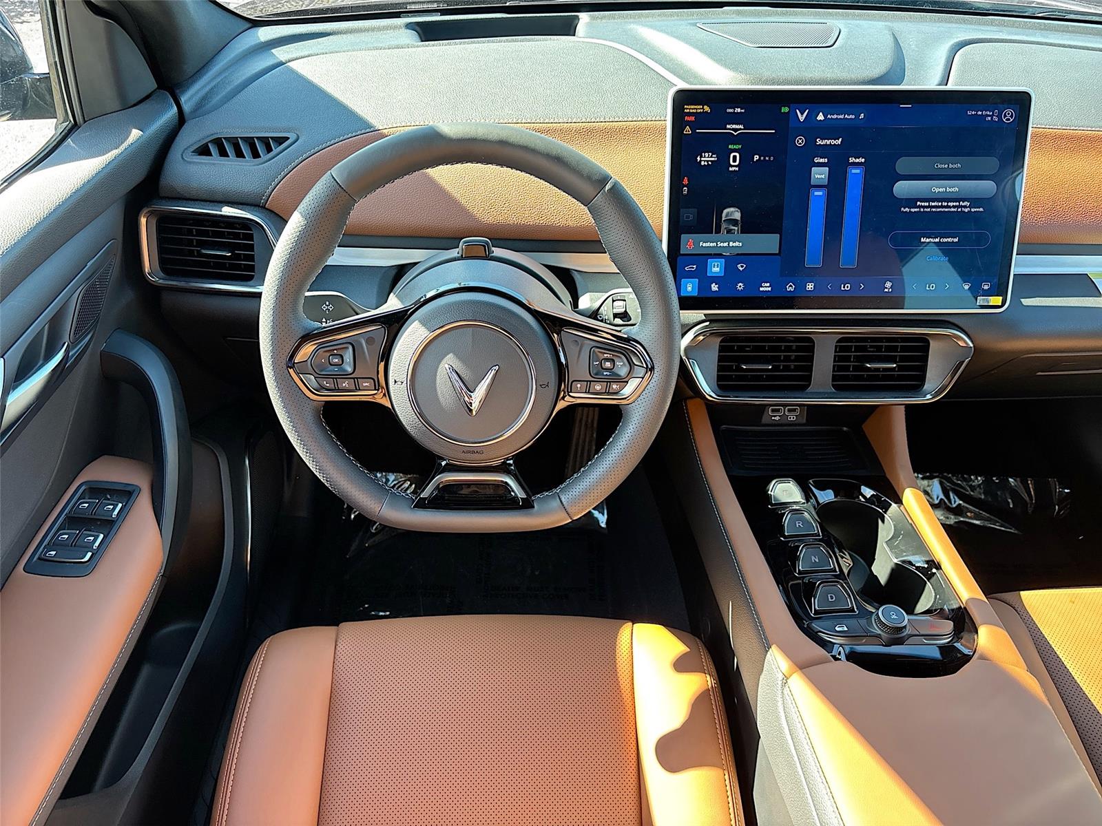 2025 VinFast VF 8 Plus