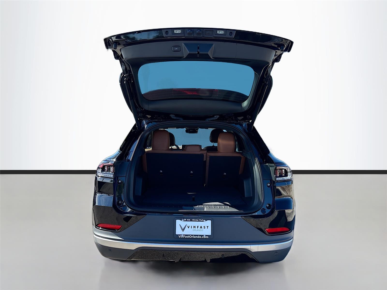 2025 VinFast VF 8 Plus