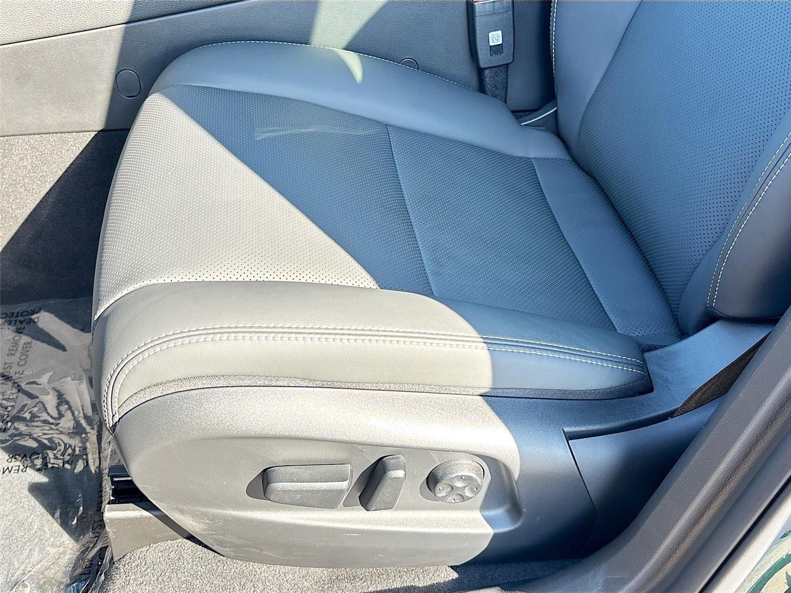 2025 VinFast VF 8 Plus