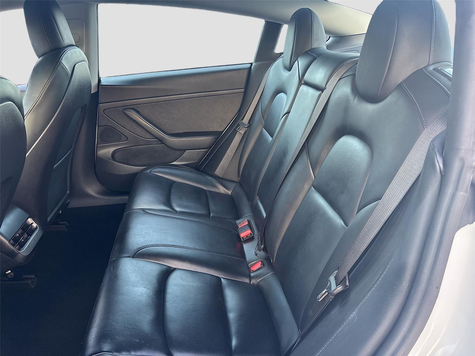 2020 Tesla Model 3 Standard Range