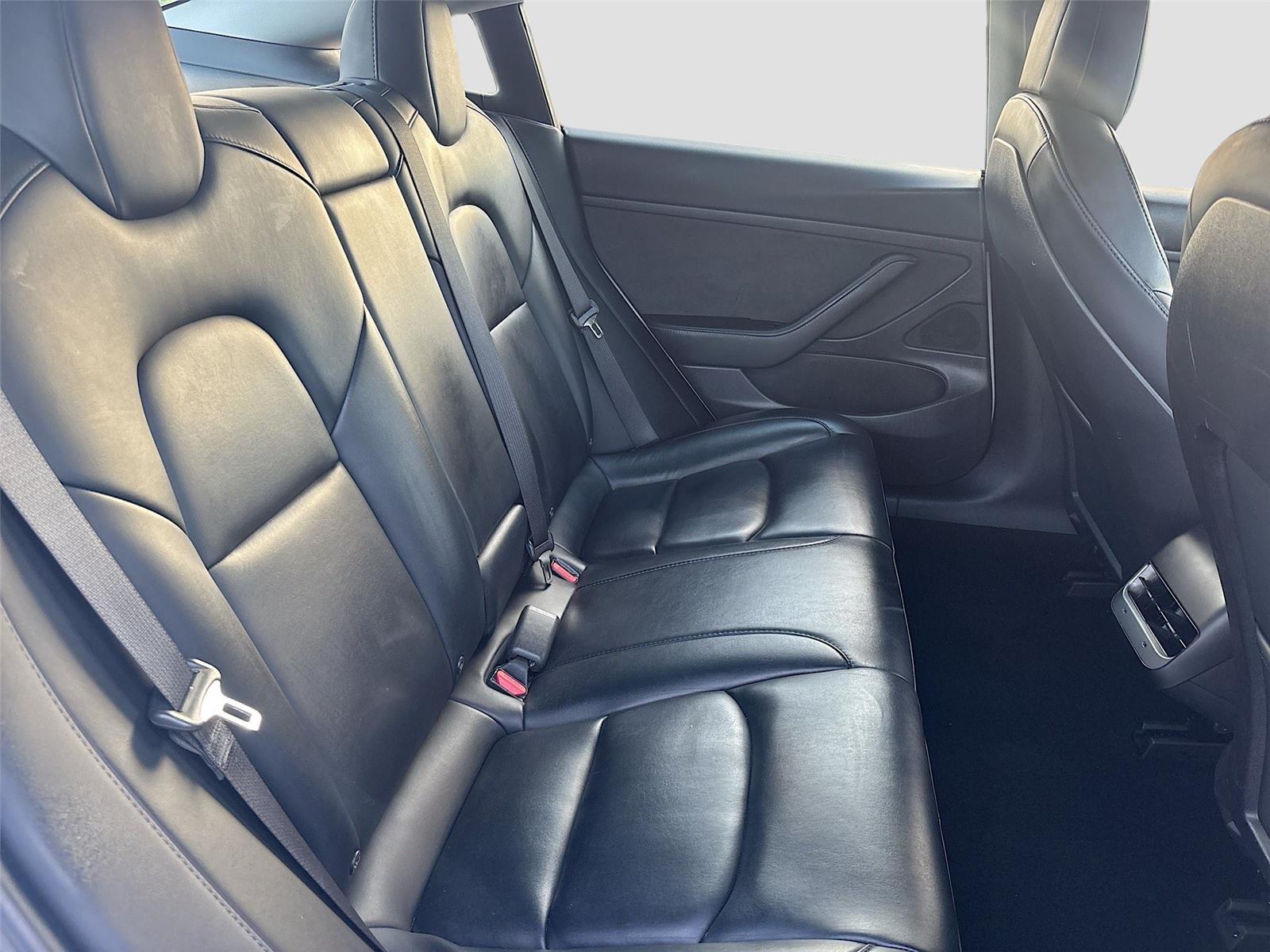 2020 Tesla Model 3 Standard Range