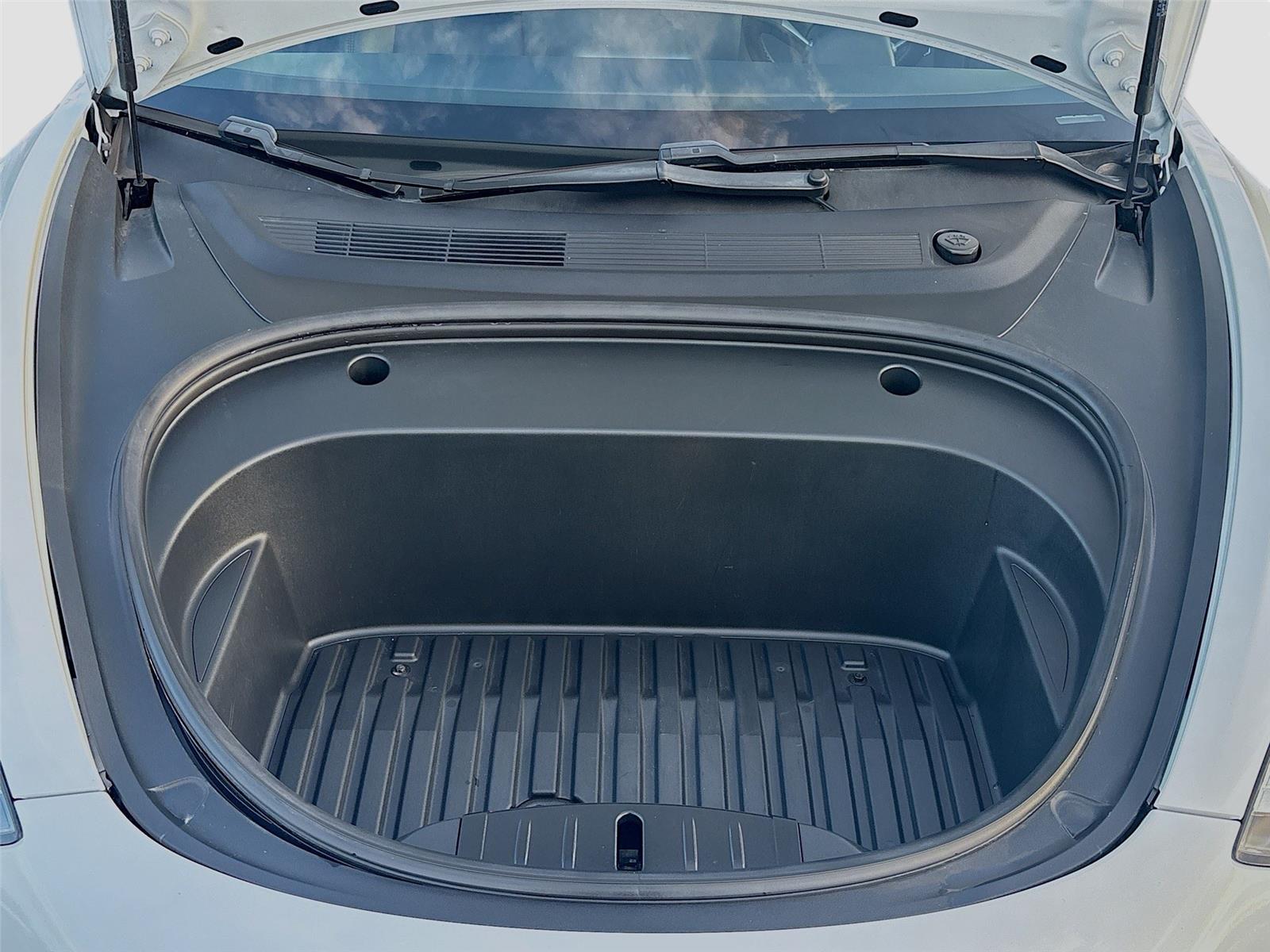 2020 Tesla Model 3 Standard Range