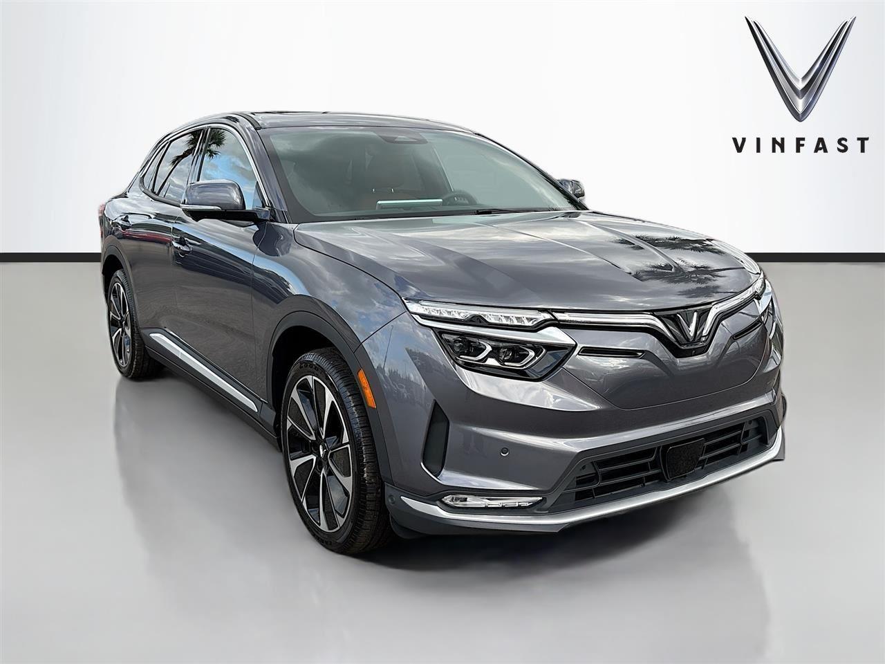 2025 VinFast VF 8 Plus