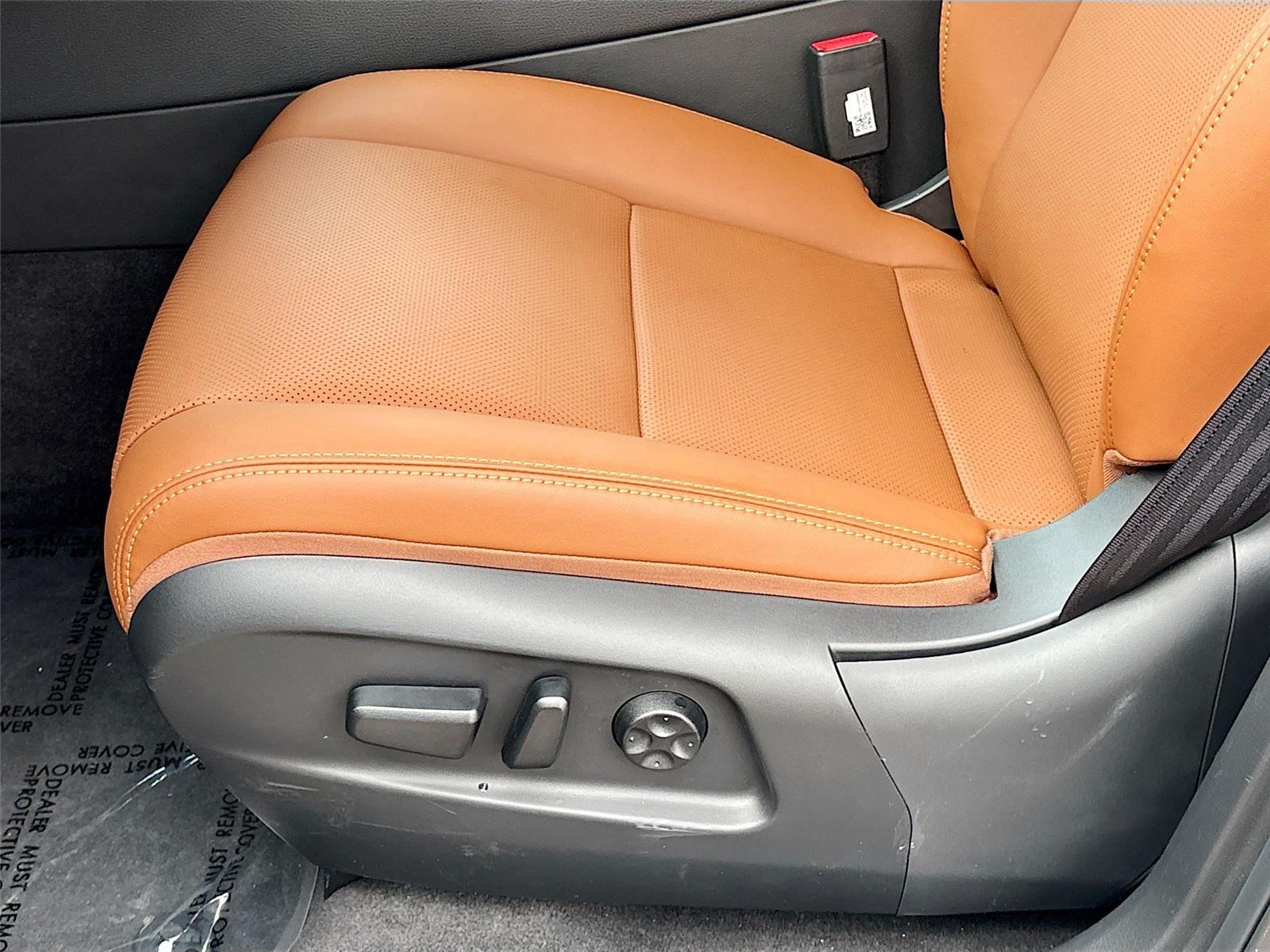 2025 VinFast VF 8 Plus