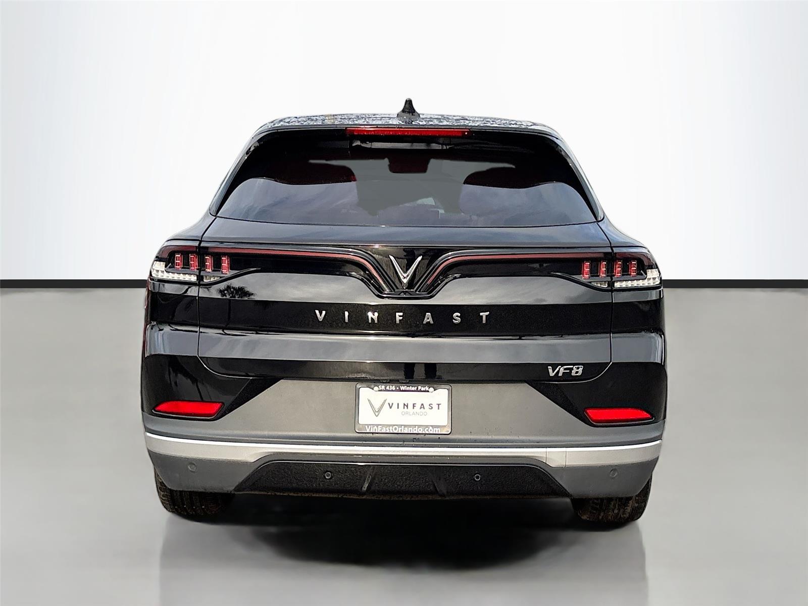 2025 VinFast VF 8 Plus