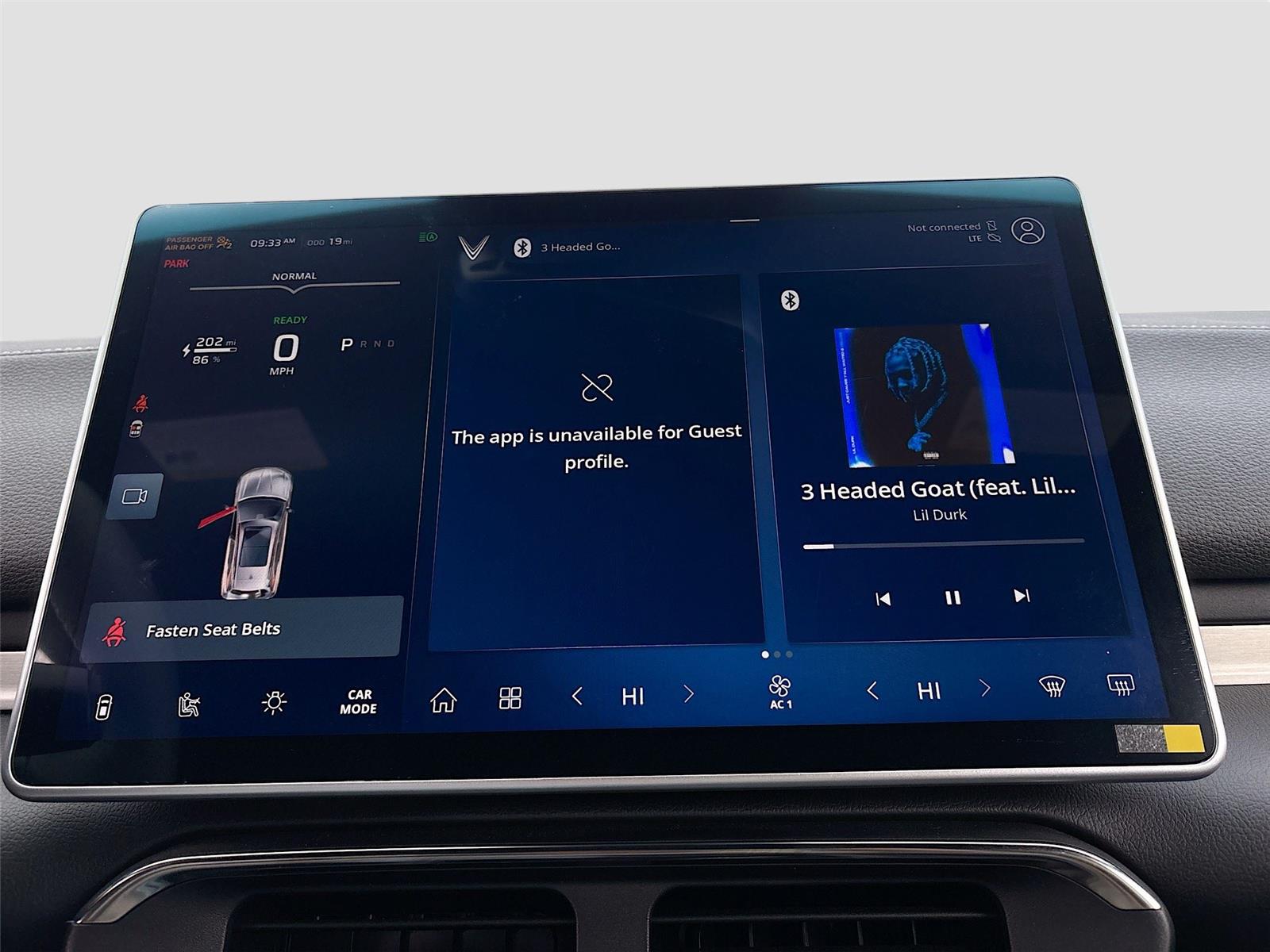 2025 VinFast VF 8 Plus