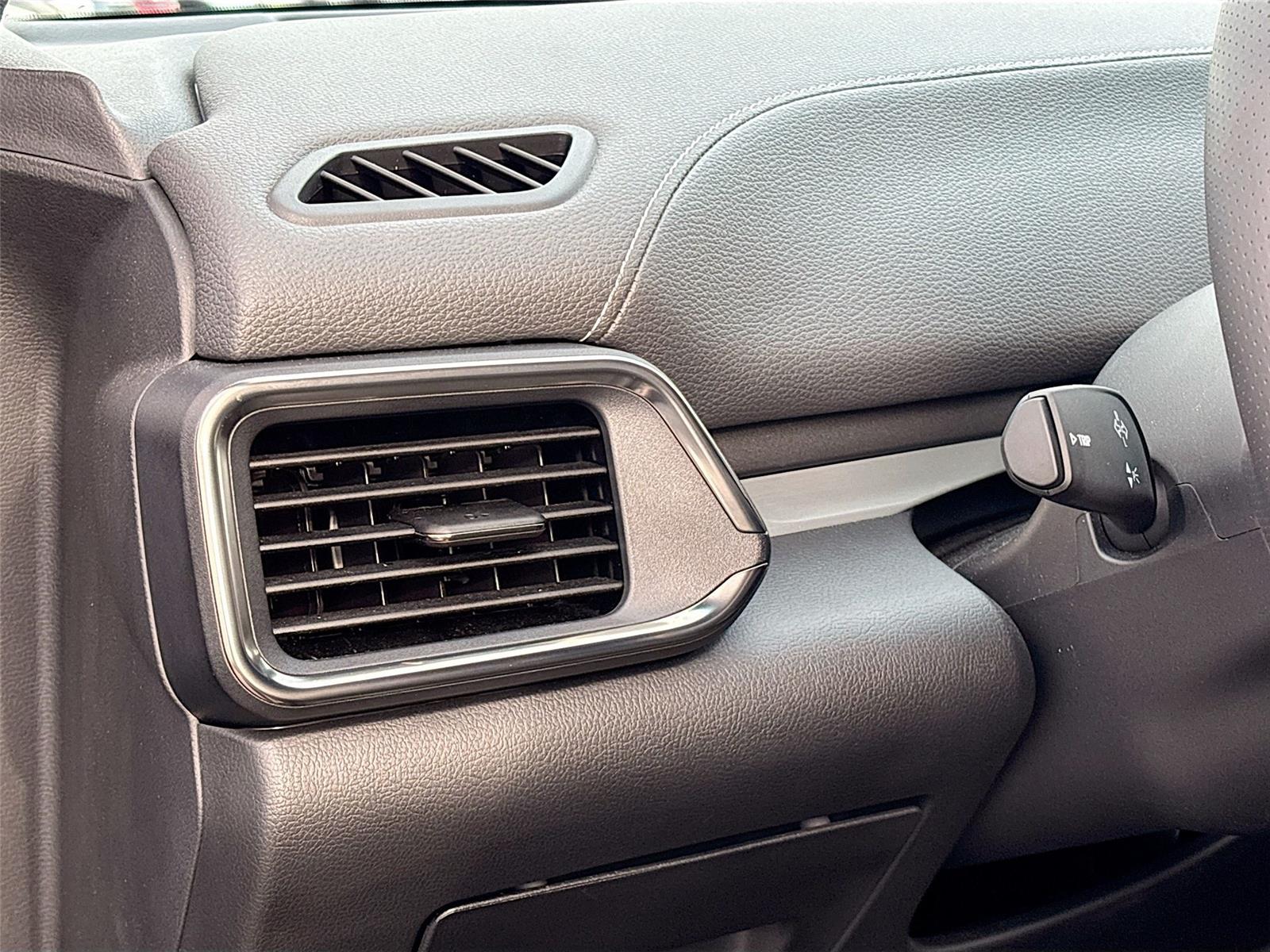 2025 VinFast VF 8 Plus