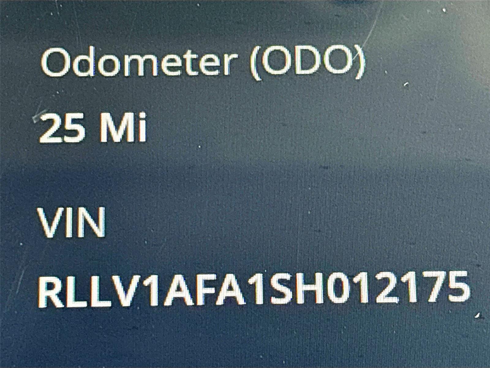 2025 VinFast VF 8 Plus