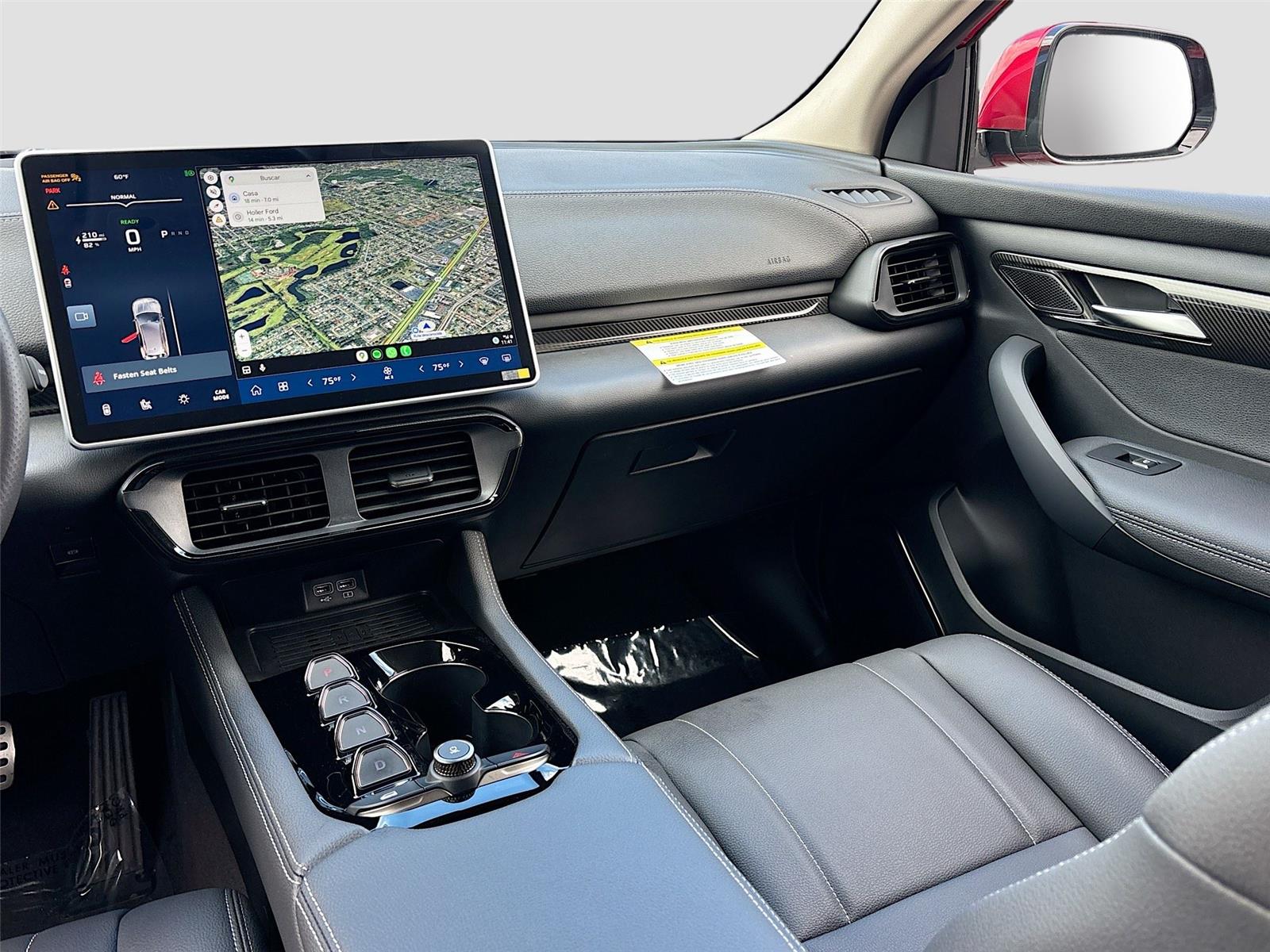 2025 VinFast VF 8 Eco