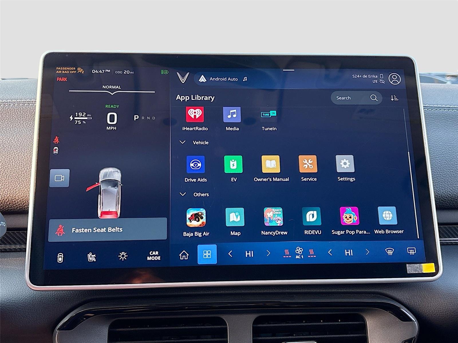 2025 VinFast VF 8 Eco