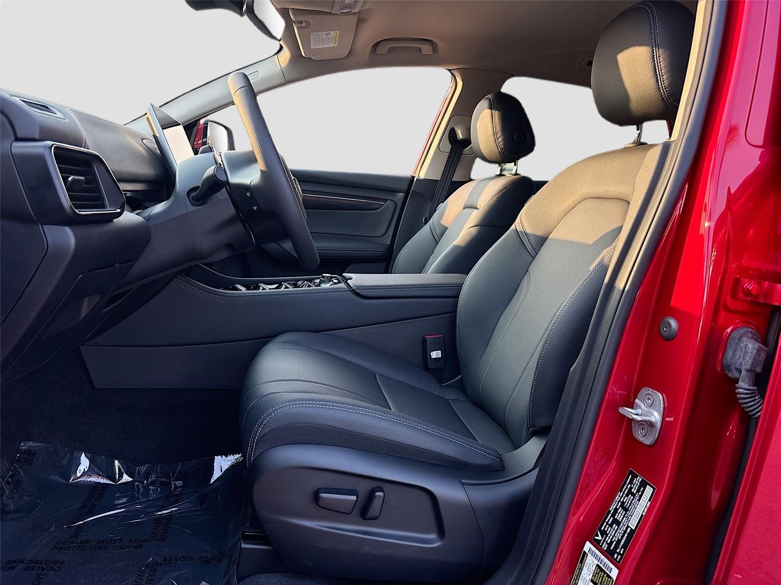 2025 VinFast VF 8 Eco