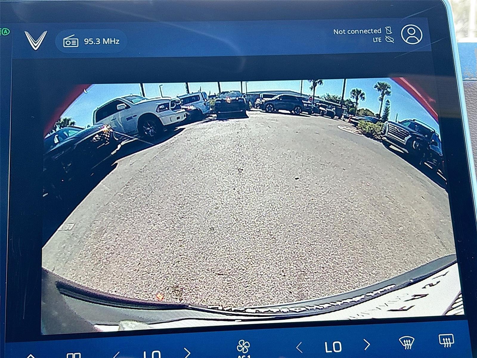 2025 VinFast VF 8 Plus