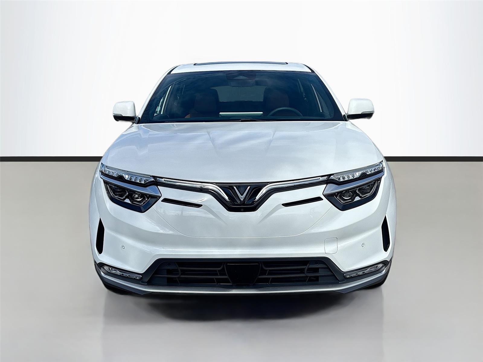 2025 VinFast VF 8 Plus