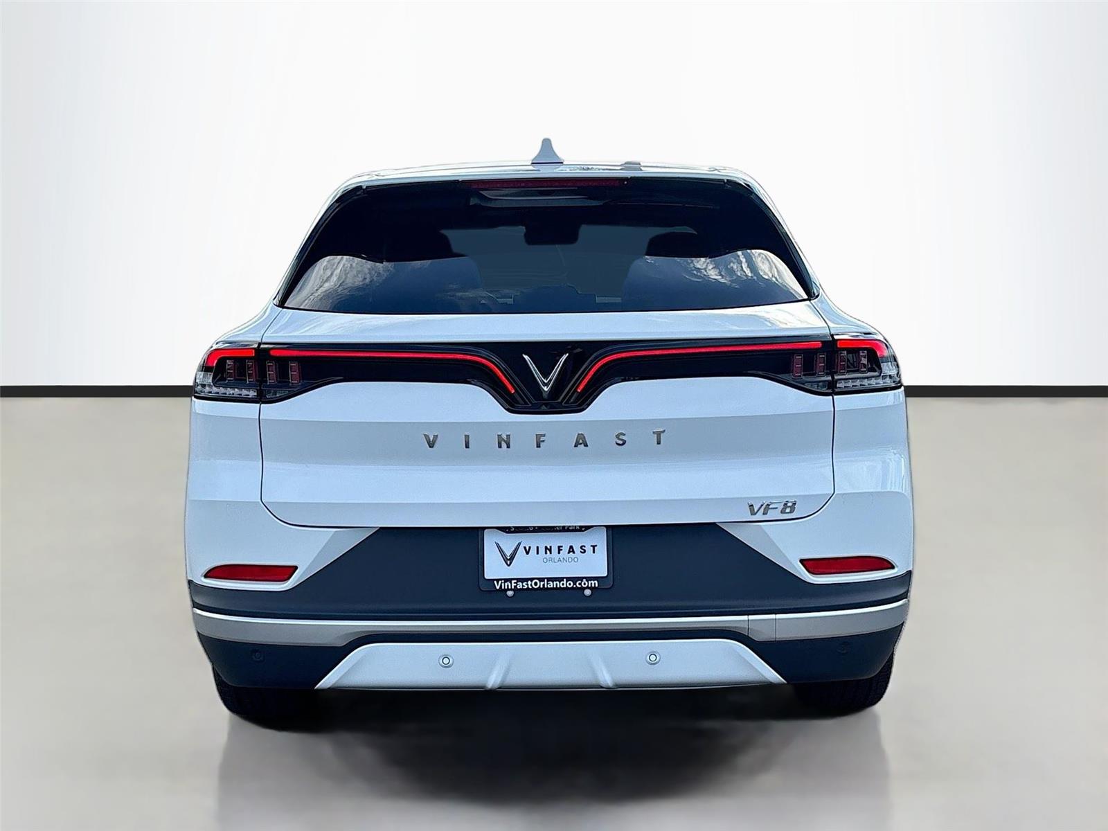 2025 VinFast VF 8 Plus